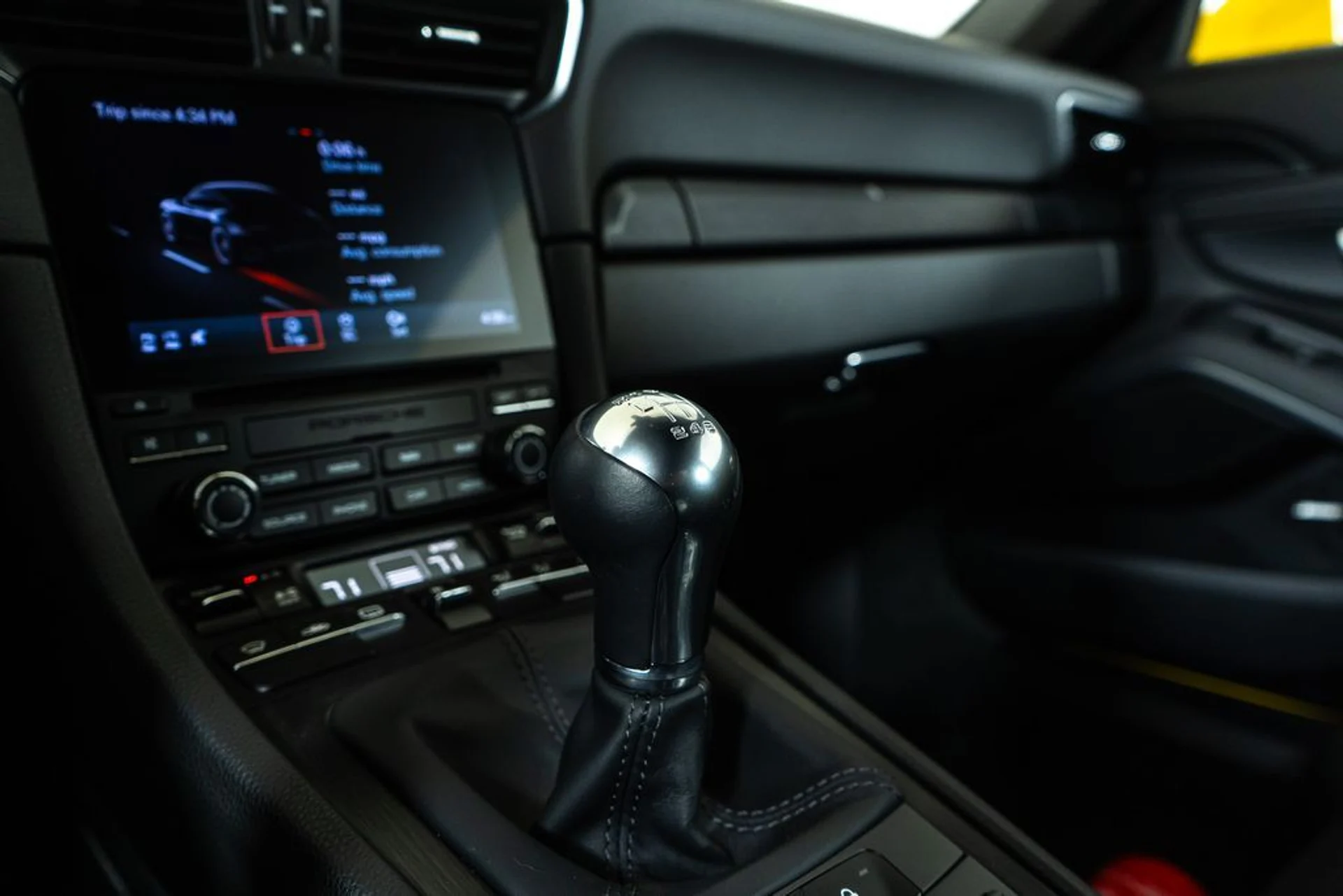 mph034_937766803_5603a3a9_9b14_4348_a054_93d3e009141c_ea10030148