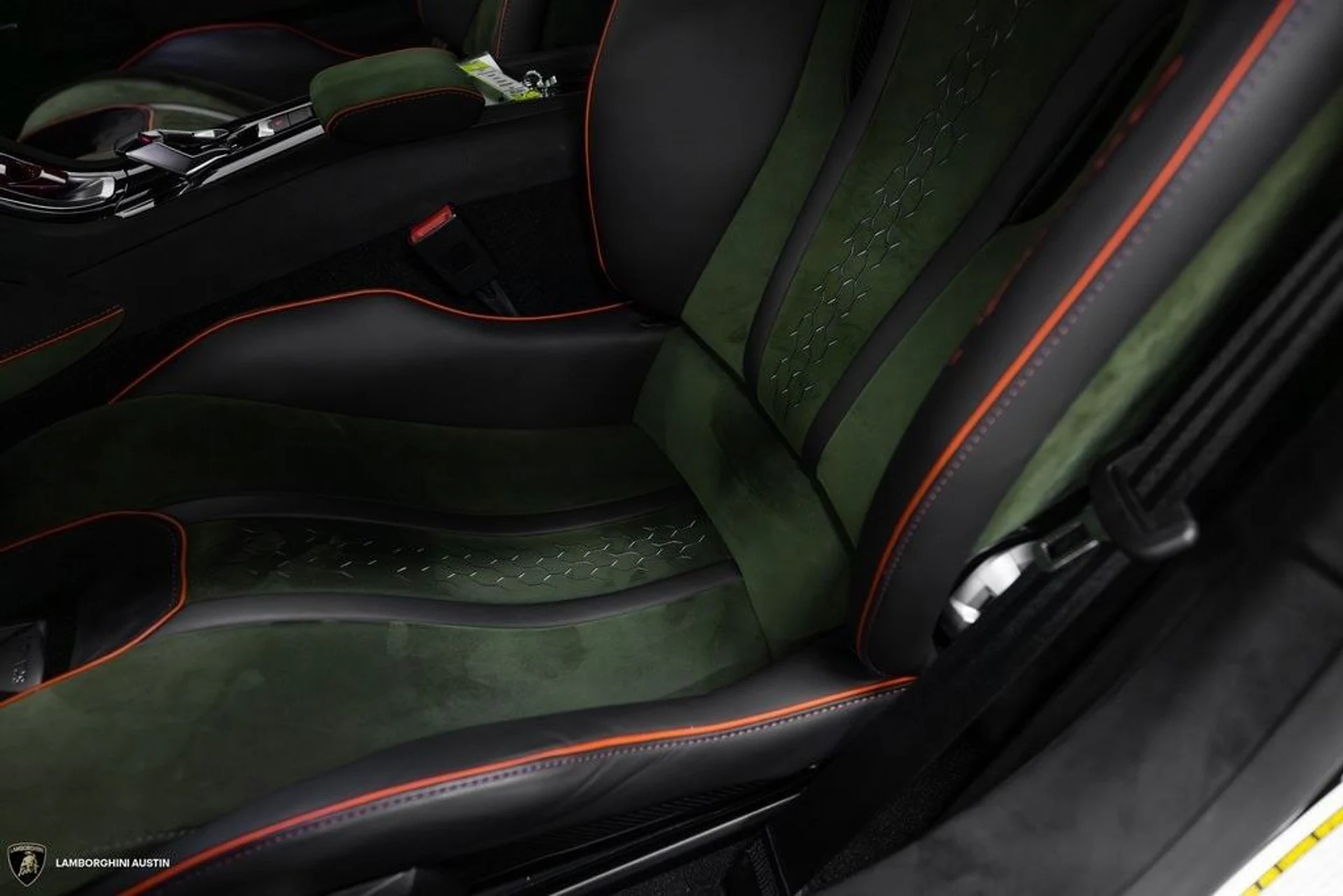 mph034_947968787_63213c9292fd9b76bf5c87cb0bacdc30x_edd7345d54