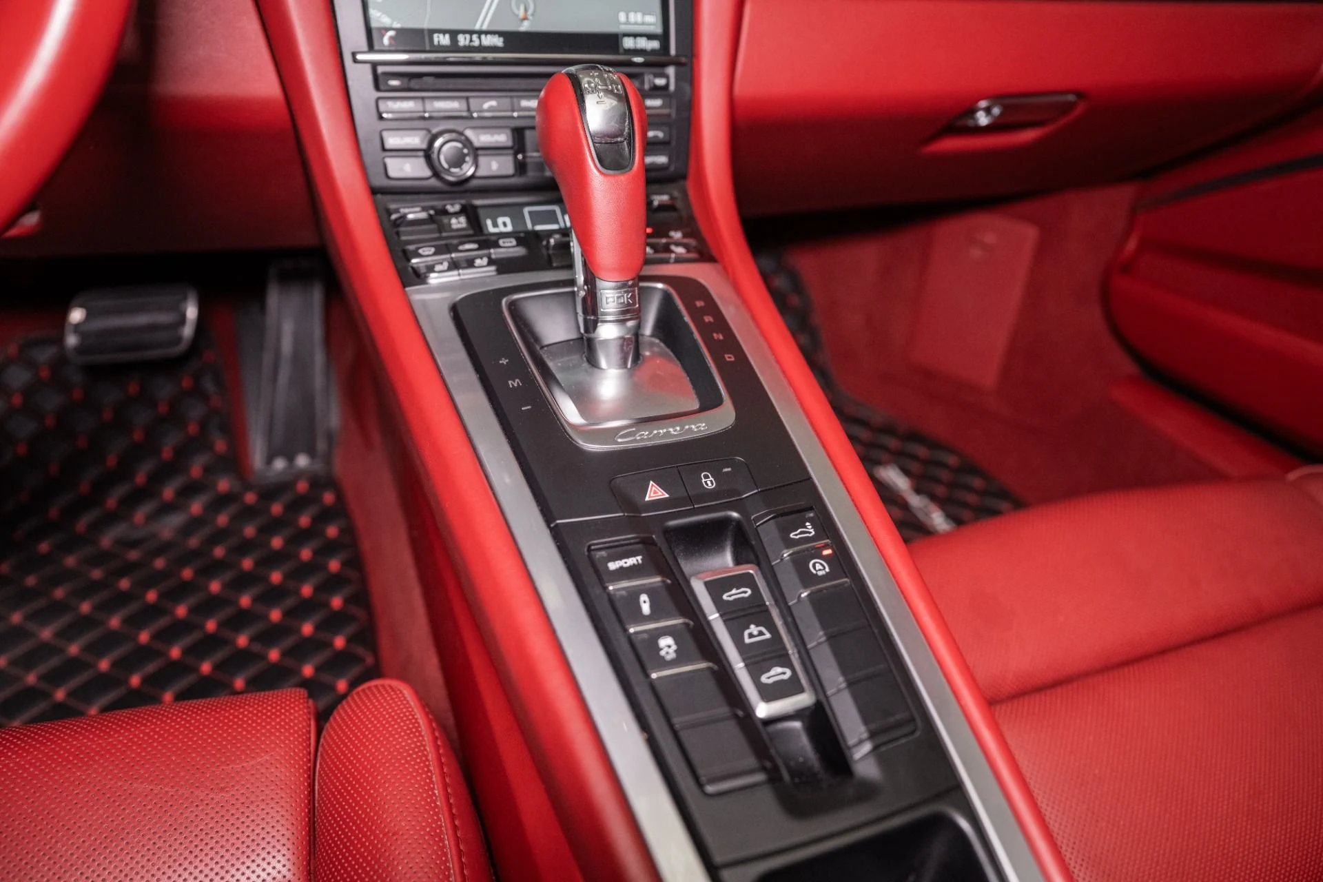 mph034_948110092_Used_2016_Porsche_911_Carrera_S_1758126477_93c3600705