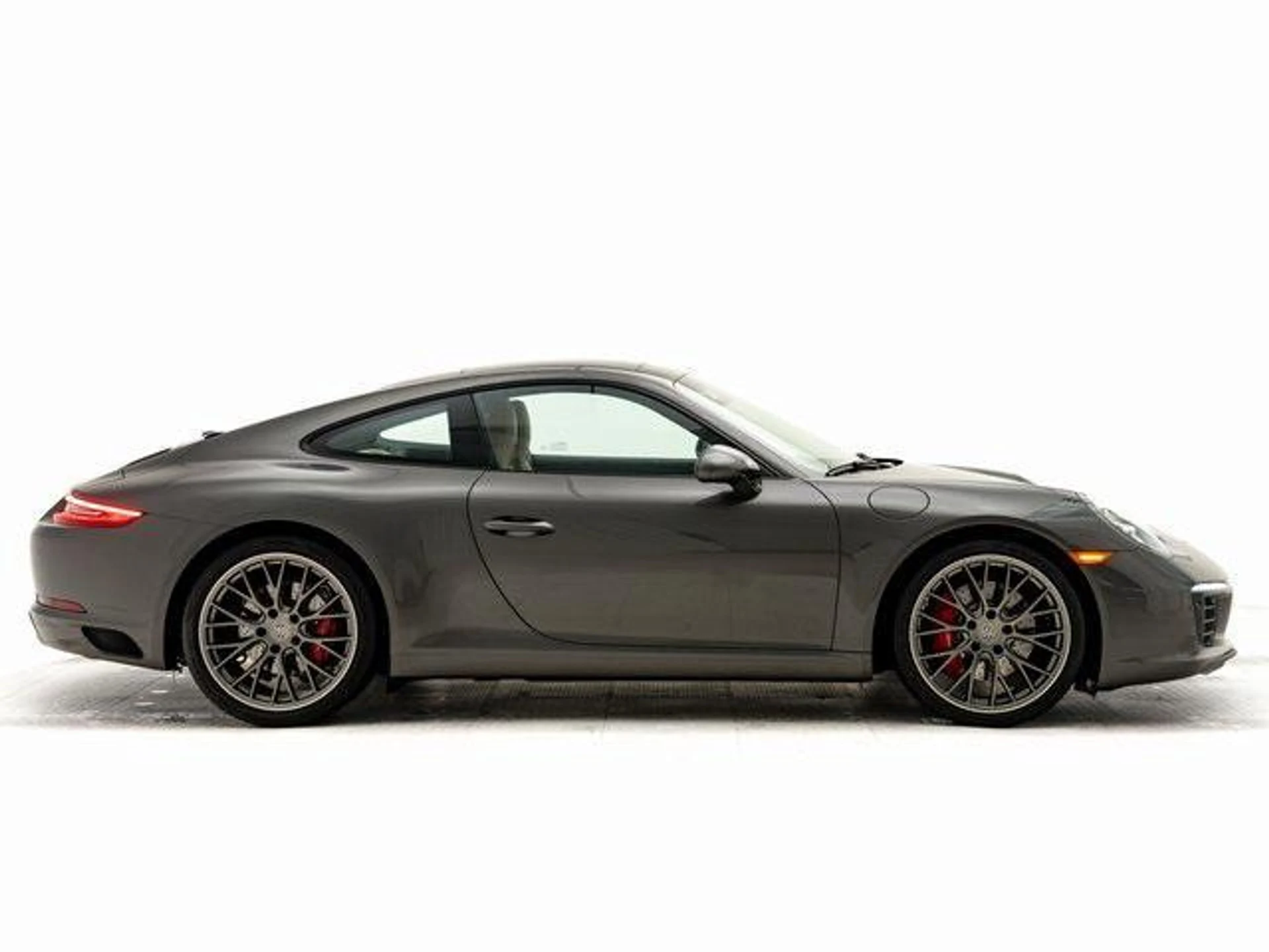 mph034_948374794_r_C9d_O_Sq1_HM_Zb6i_Mq_WR_Cmc79z_Kc_1ec6881fae