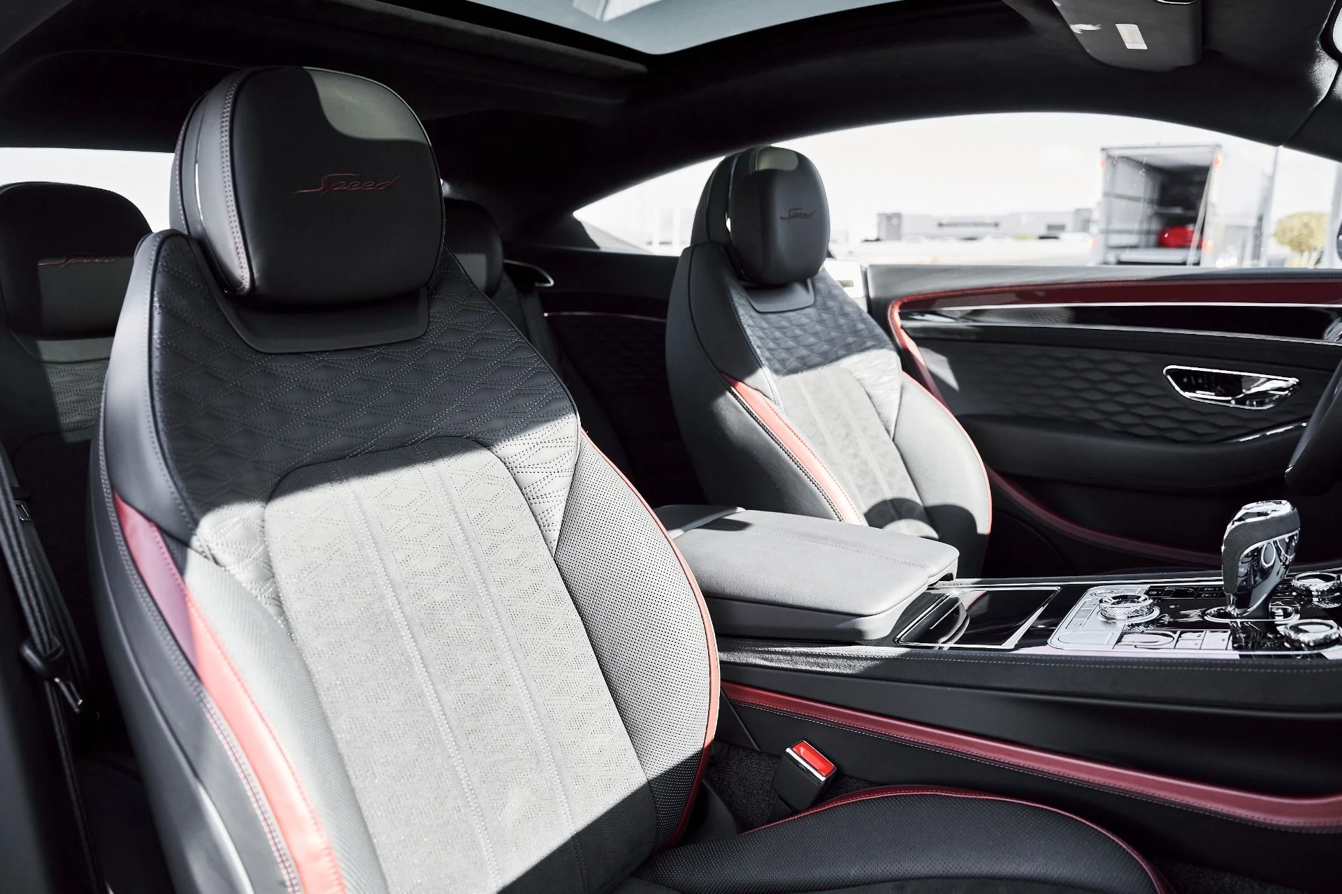 mph034_951042477_Used_2025_Bentley_Continental_GT_Speed_1779498475_a46229a899