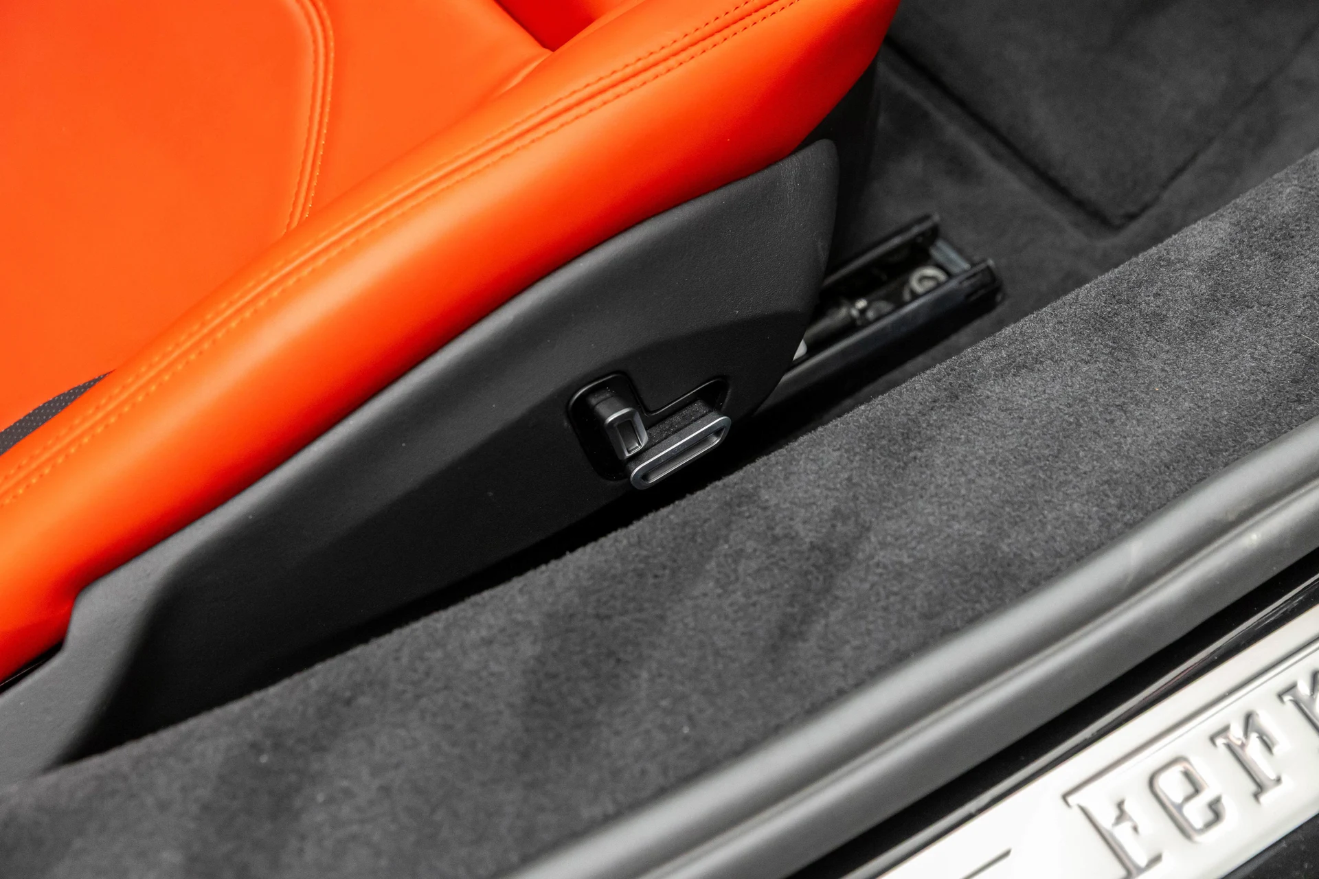 mph034_953500370_af562ec53e8d4000a6d31db1d34077cf_475a0a502a