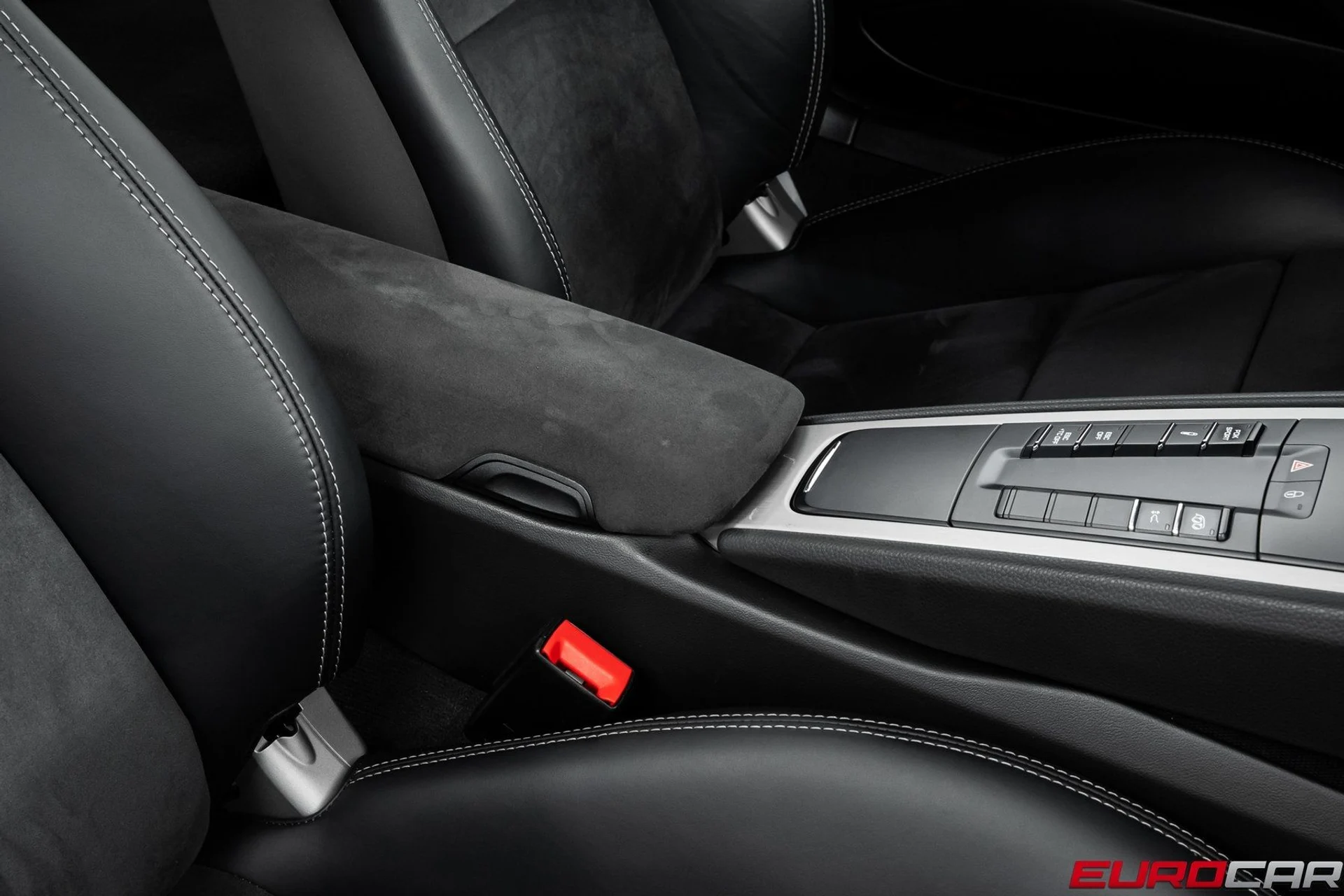 mph034_958840445_image_35_8a0327d906