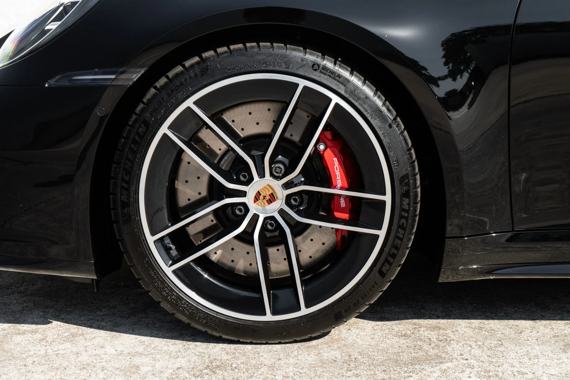 mph034_968868017_Used_2026_Porsche_911_Carrera_S_1792790252_bb2bf934f5