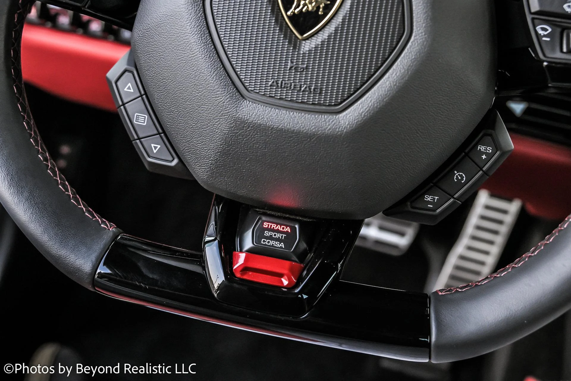 mph034_970862292_Used_2024_Lamborghini_Huracan_EVO_Spyder_1755331848_bf8a5ba88d