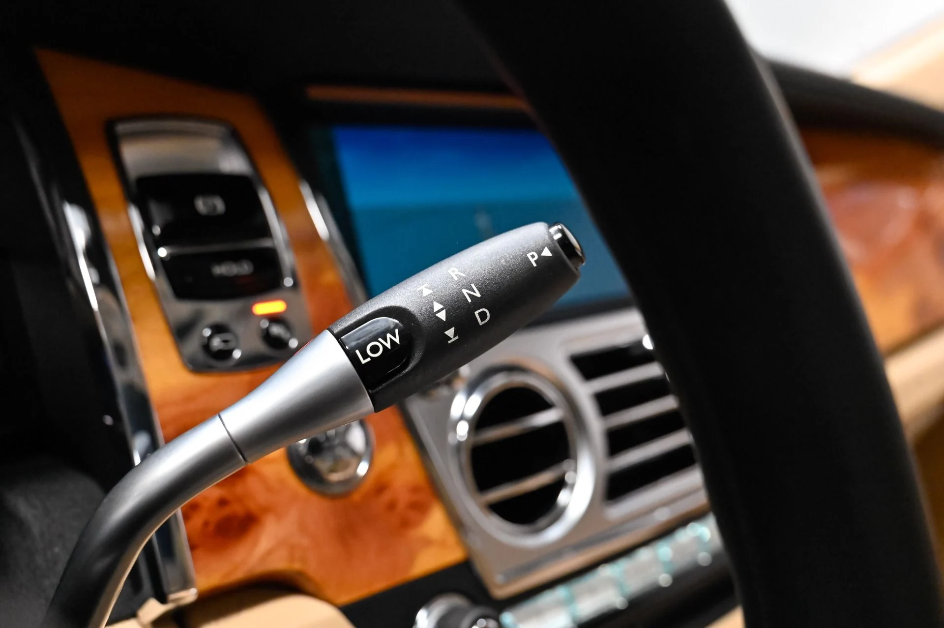 mph034_973000851_Used_2012_Rolls_Royce_Ghost_Base_1791906503_179f34b442