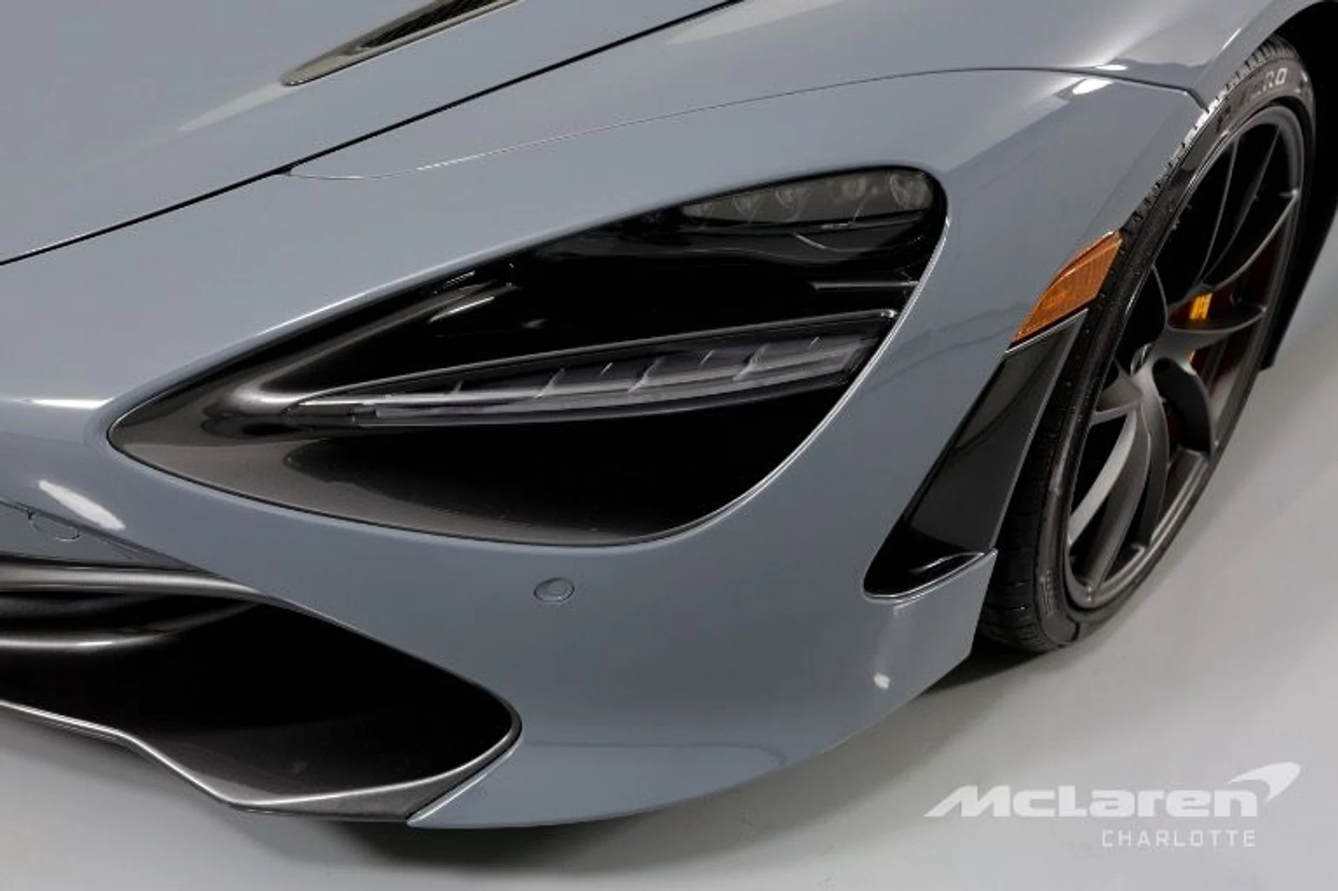 mph034_975167824_New_2019_Mc_Laren_720_S_Performance_b31b7806ee