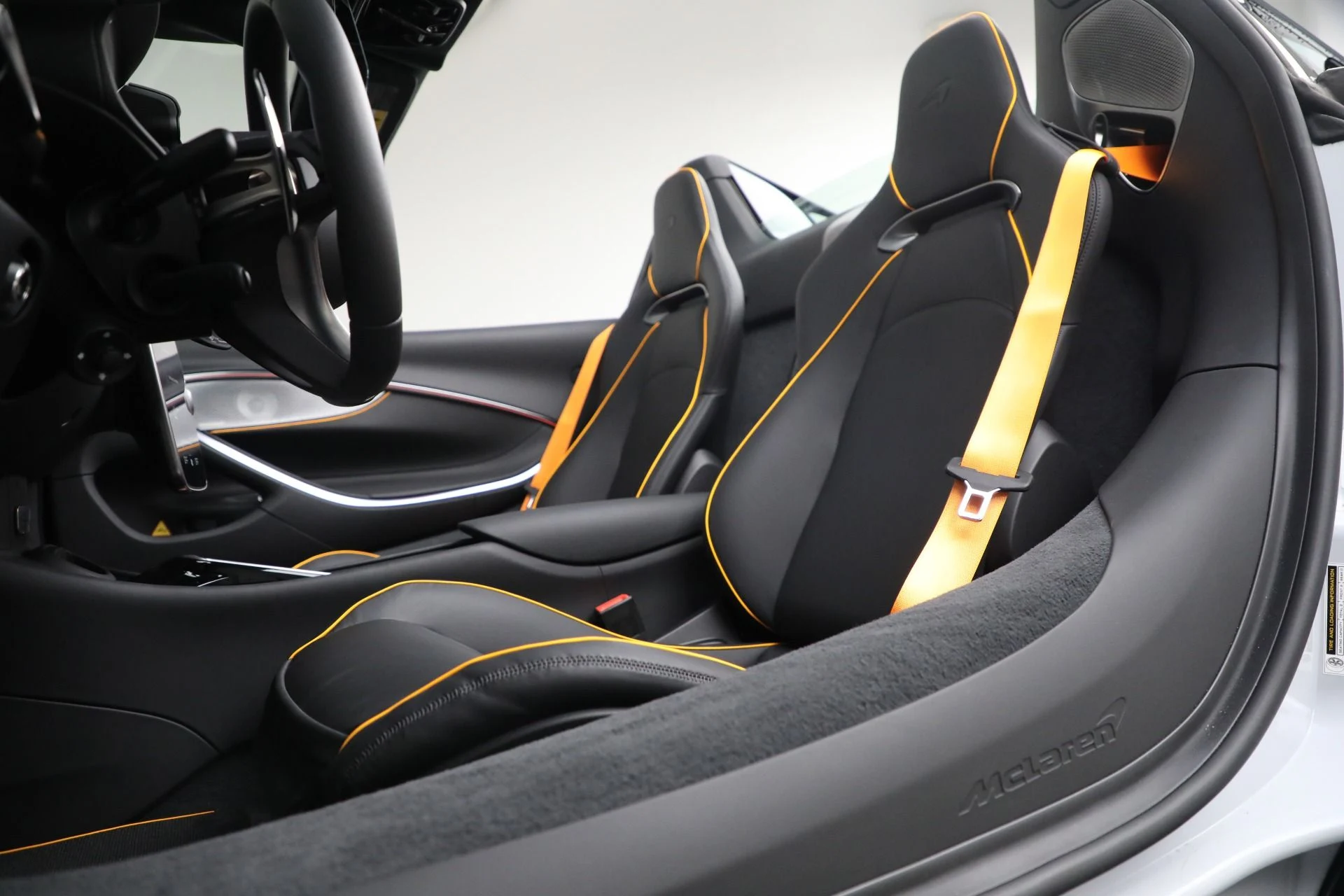 mph034_976347553_New_2025_Mc_Laren_Artura_Spider_Tech_Lux_5ffecb15b1