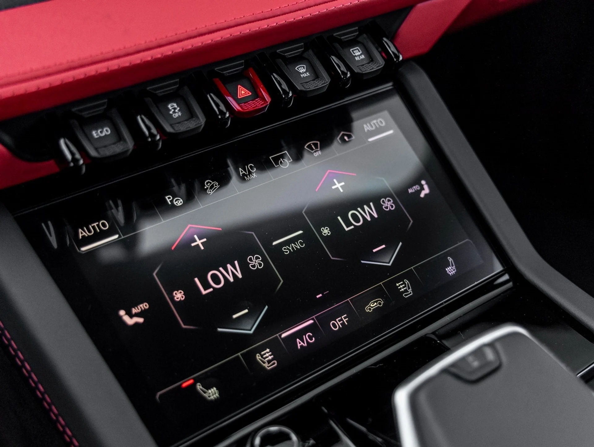 mph034_977340992_35_4dcfa8694d