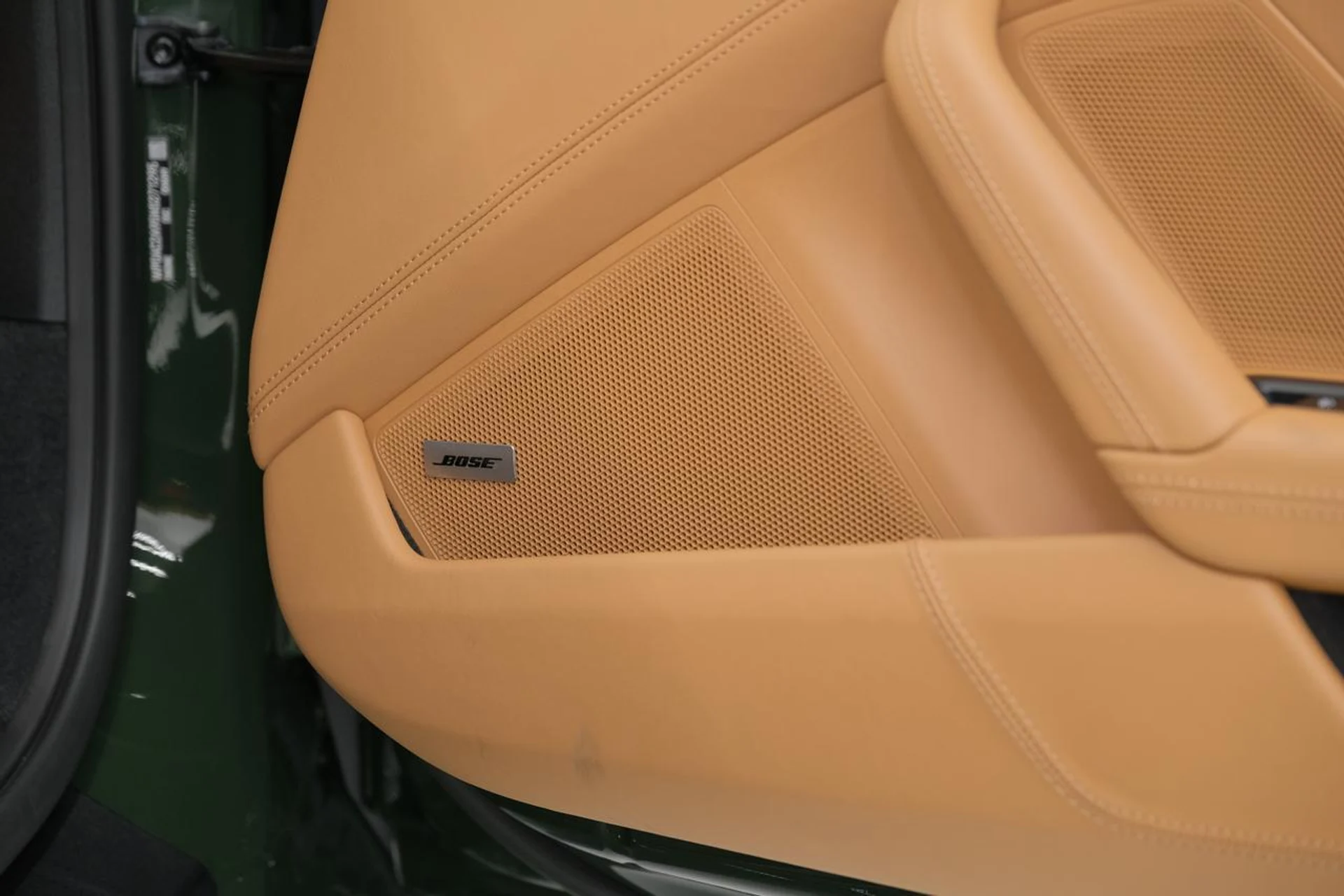 mph034_978180159_f202d918f59697aef953dc09c5ad8695_e56eb04cd8