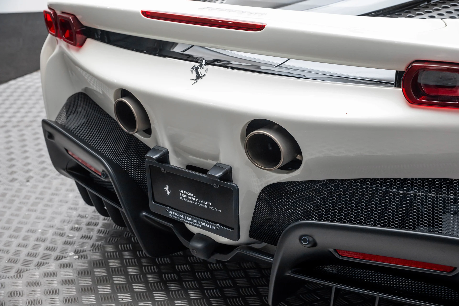 mph034_987342874_993444263e5f4a3783e45a71f8b873aa_657b85b4e8