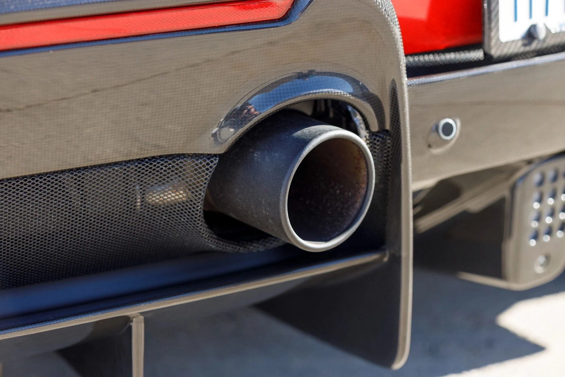 mph034_991627059_Used_2020_Ferrari_488_Pista_1765914948_40b4be49e7