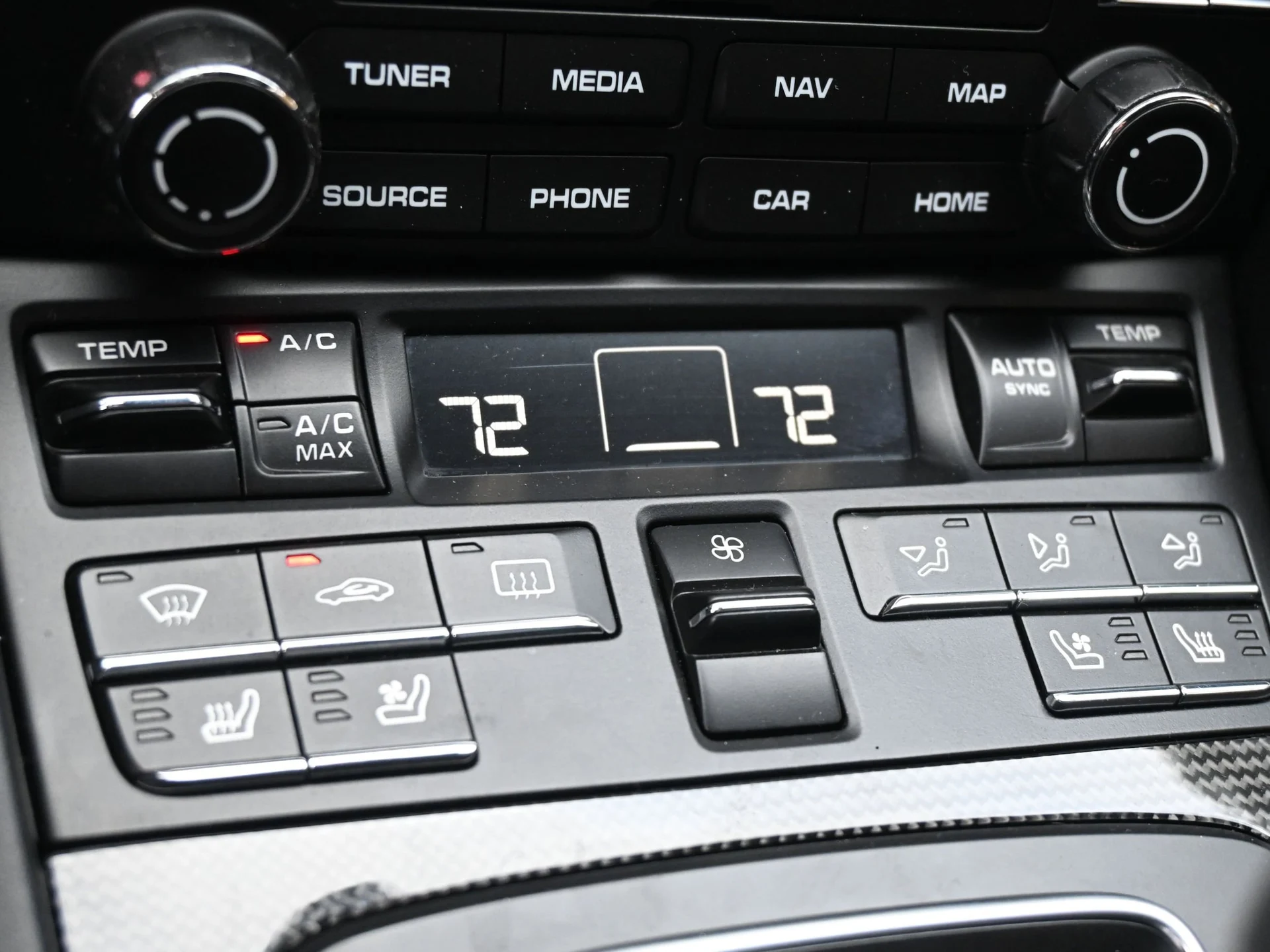 mph034_995752640_08b3930f242a6e7a0fde0e2afbc2eeb9x_6f4b46bd36