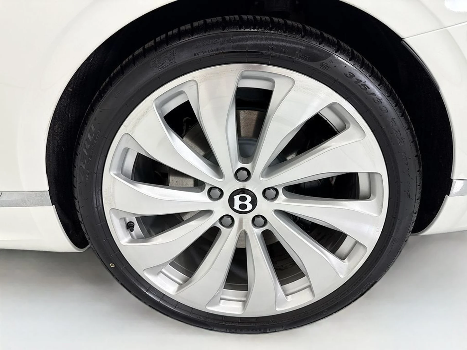 mph034_998323997_new_2026_bentley_continental_gtc_8119_22995386_35_1024_518b965c30