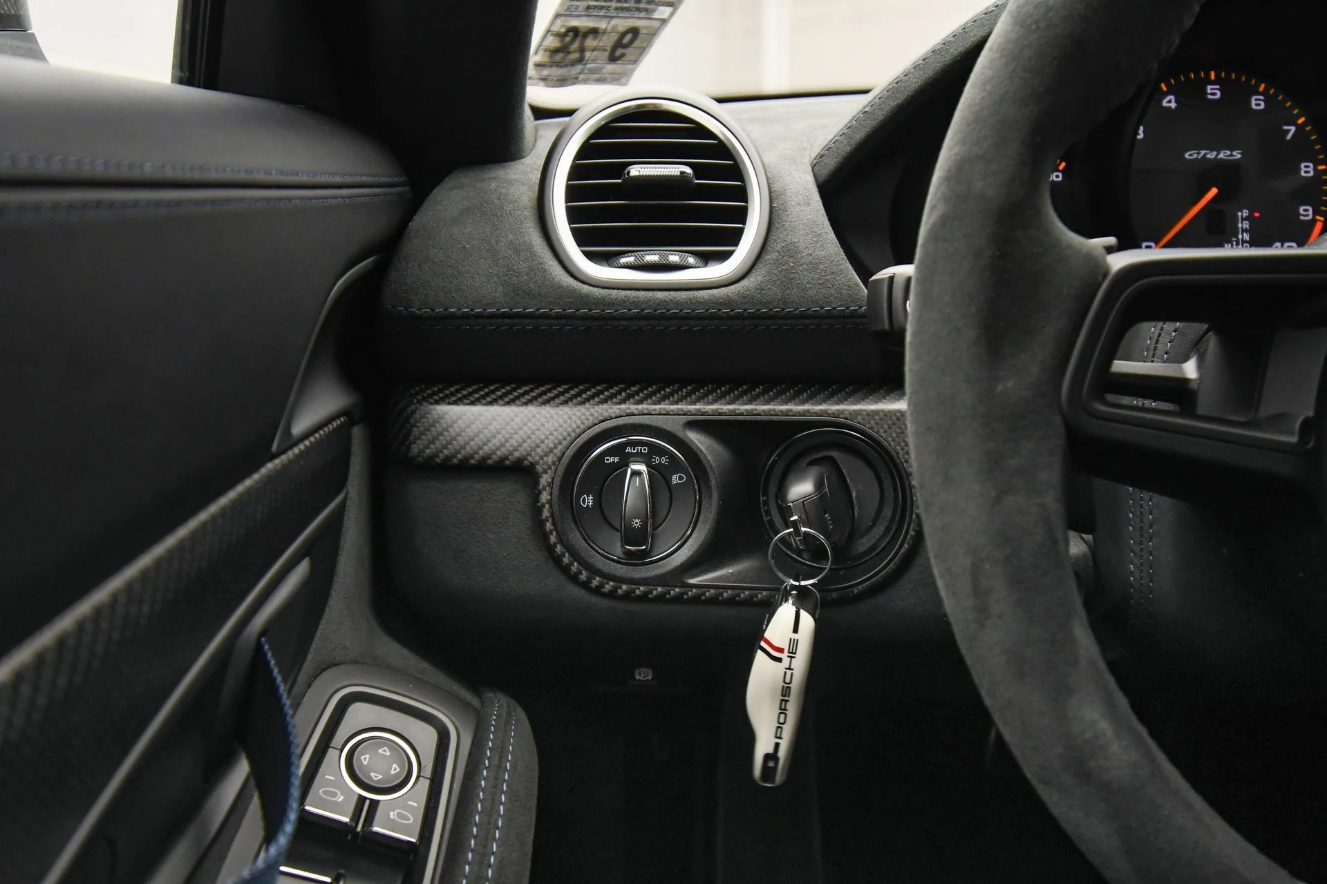 mph035_1021410485_509dd82b74124dcd8b63cb9774b4efb8_8311a0b299