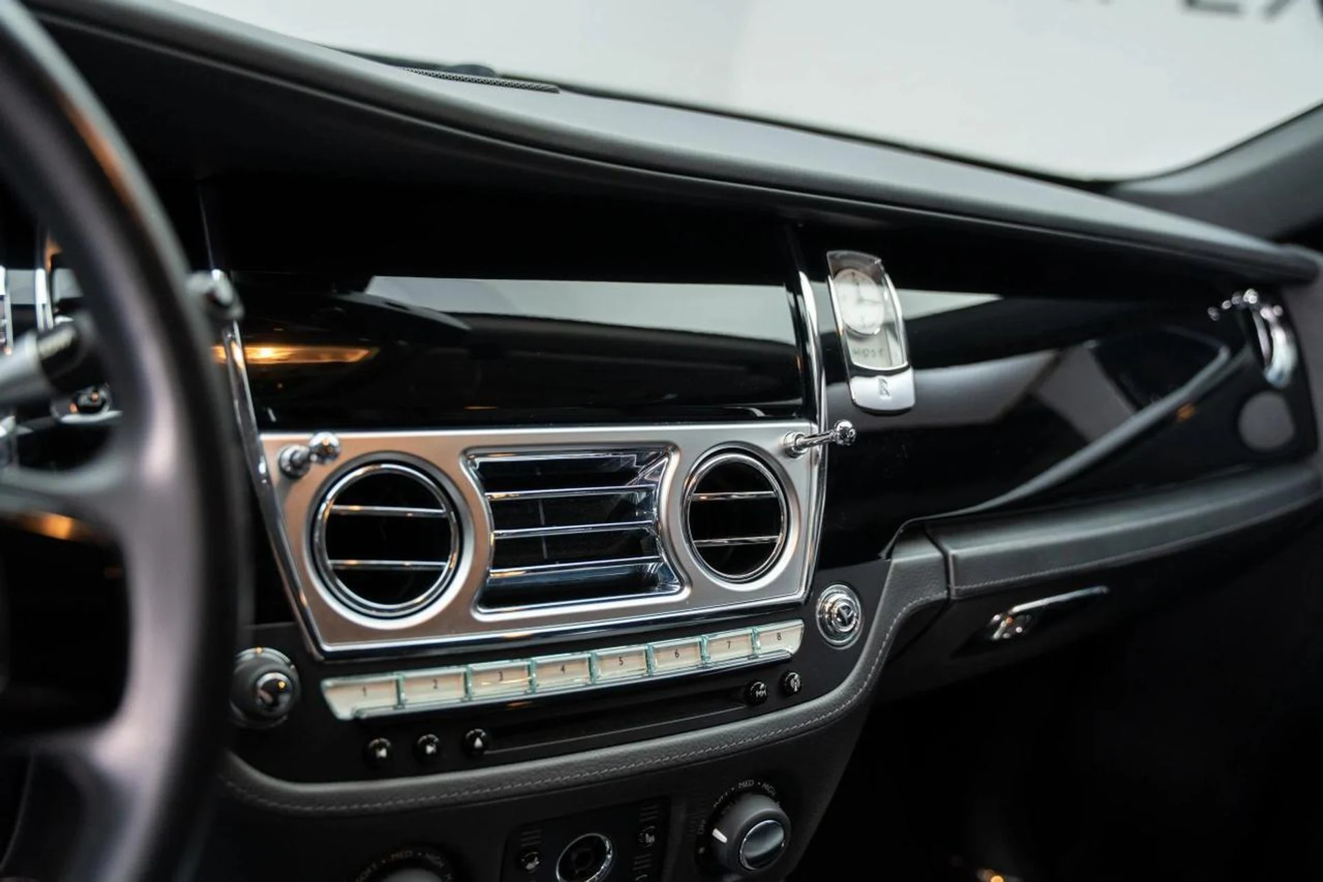 mph035_102545915_207bd177bf2d6da2fc9ff5c9044482c8_6580935b77