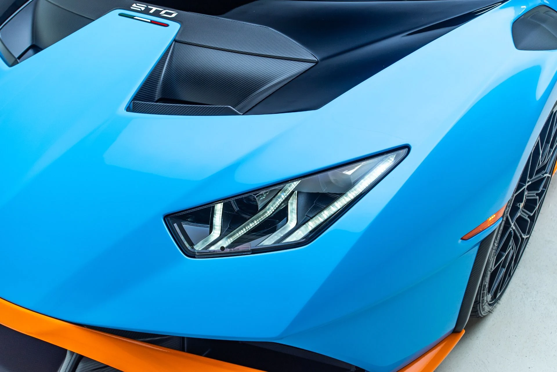 mph035_1027721107_Used_2024_Lamborghini_Huracan_STO_Alpha_10_Twin_Turbo_1786644416_279a77f752