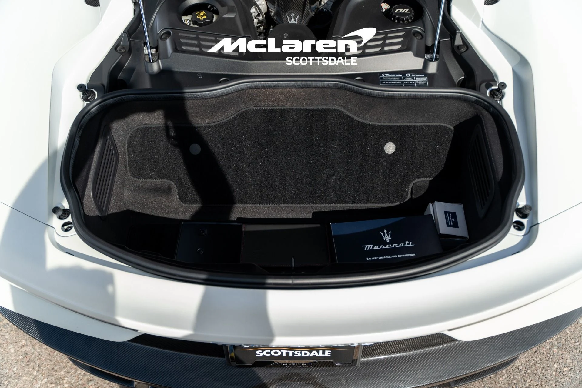 mph035_1031387339_Used_2023_MASERATI_MC_20_1762552733_c54da12a7e