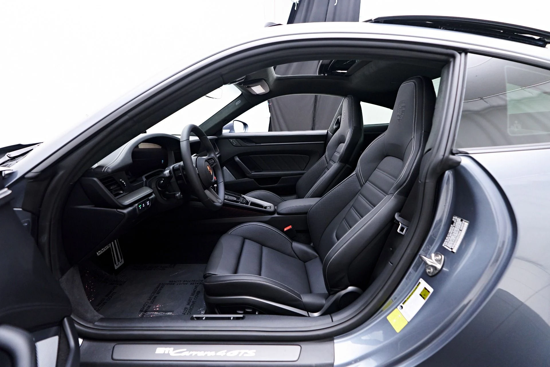 mph035_103242899_Used_2025_Porsche_911_Carrera_4_GTS_1755103628_a0d73bbde6