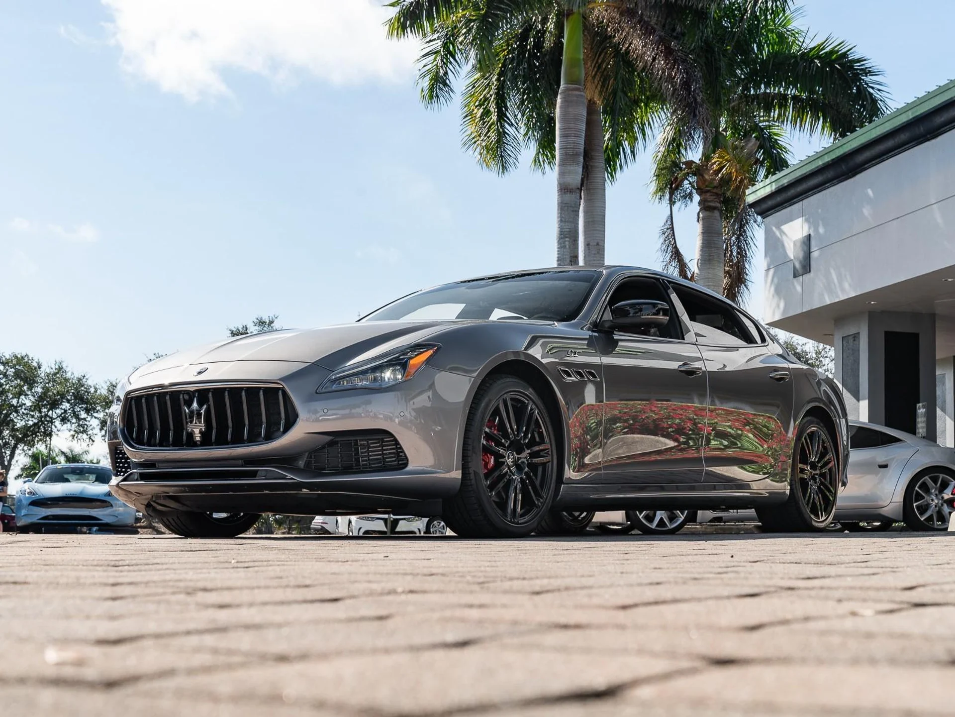 mph035_1037929800_Used_2022_Maserati_Quattroporte_GT_1765231538_99a4b96460