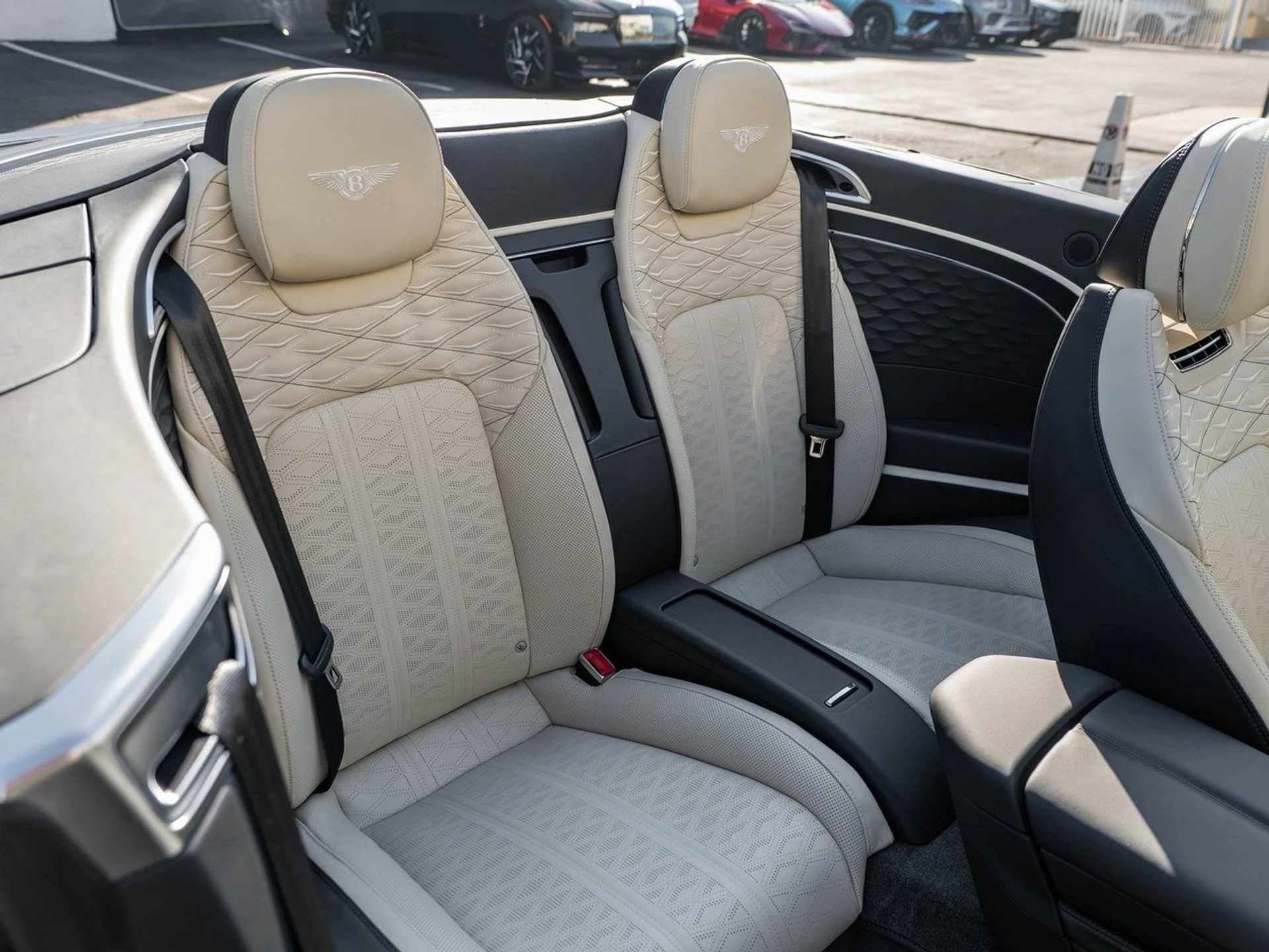 mph035_1044697516_955d7e771ce105e6d32e3a18fb3ecb36x_d10dd3cea4