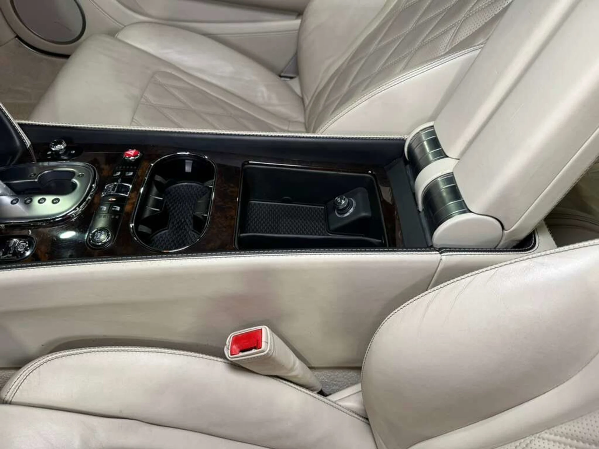 mph035_1049513432_71628f036643b8446a01a8a19f589208_4821feae86