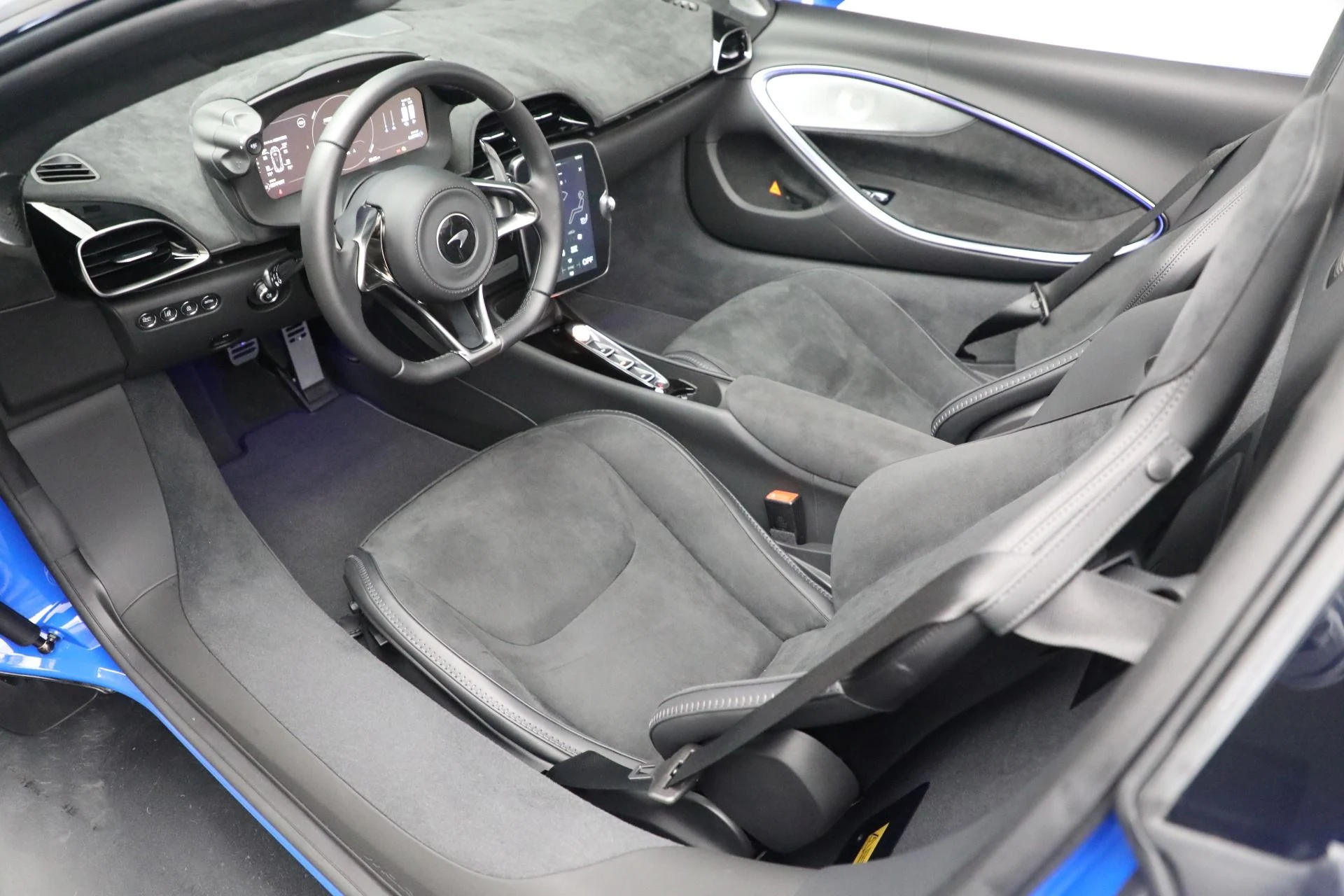 mph035_1063226306_New_2025_Mc_Laren_Artura_Spider_Performance_2c1c167726