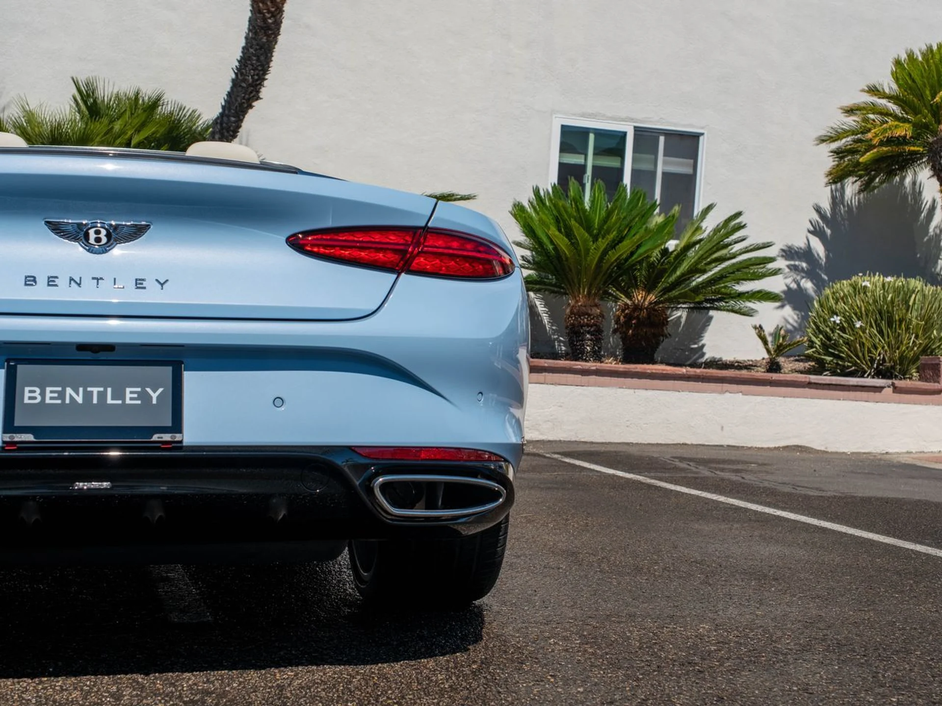 mph035_1063636574_b8768391e81eb826bcca71fbd501c07cx_5ea86808fa