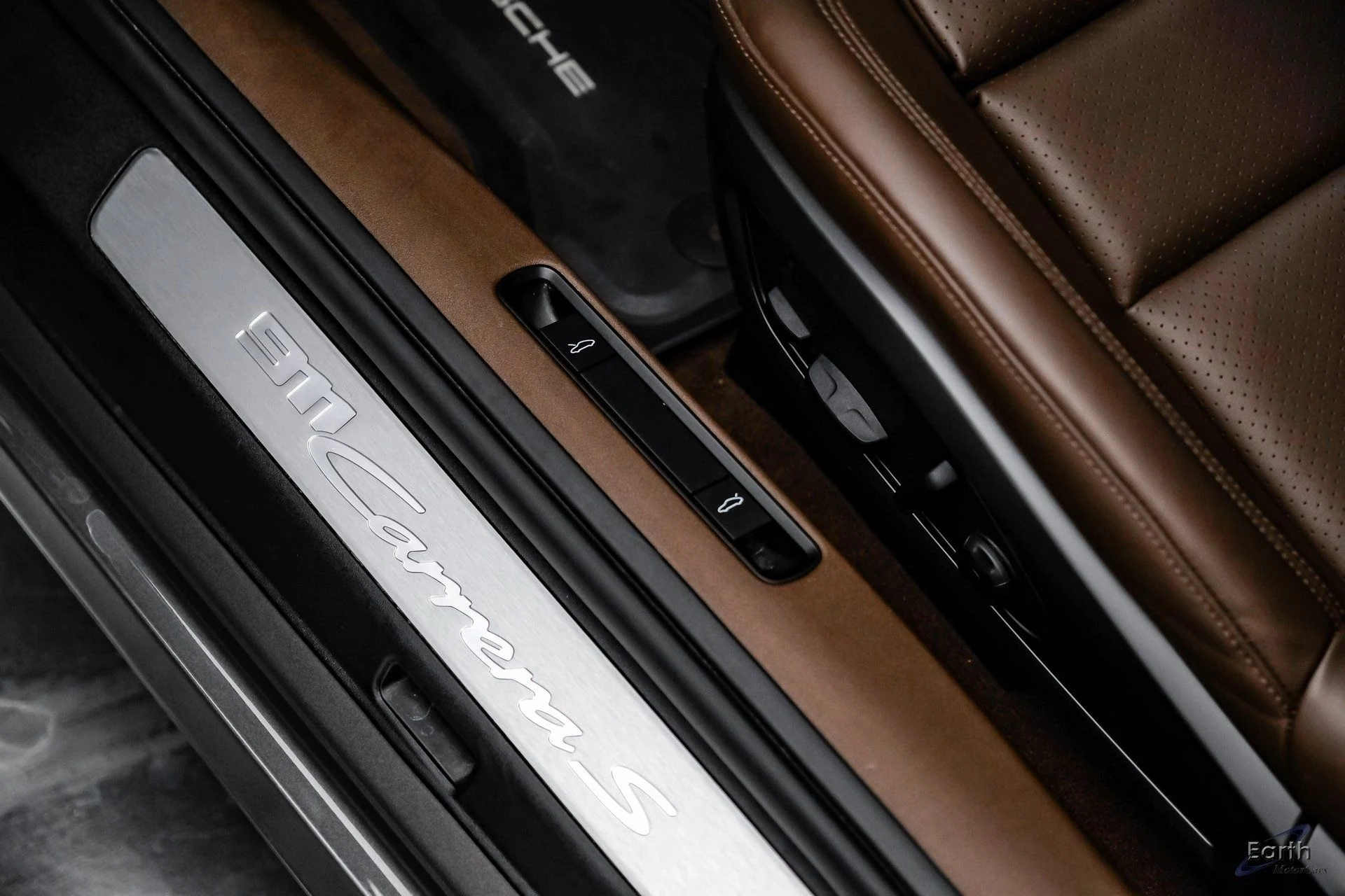 mph035_1071791732_6c82208672b917b0fe5e37249f3e2278x_16e08967bc