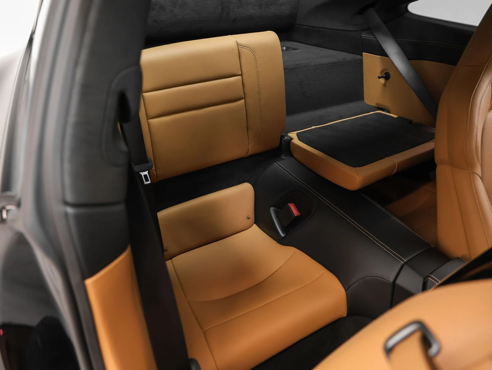 mph035_1074324908_36_4656df7fb6