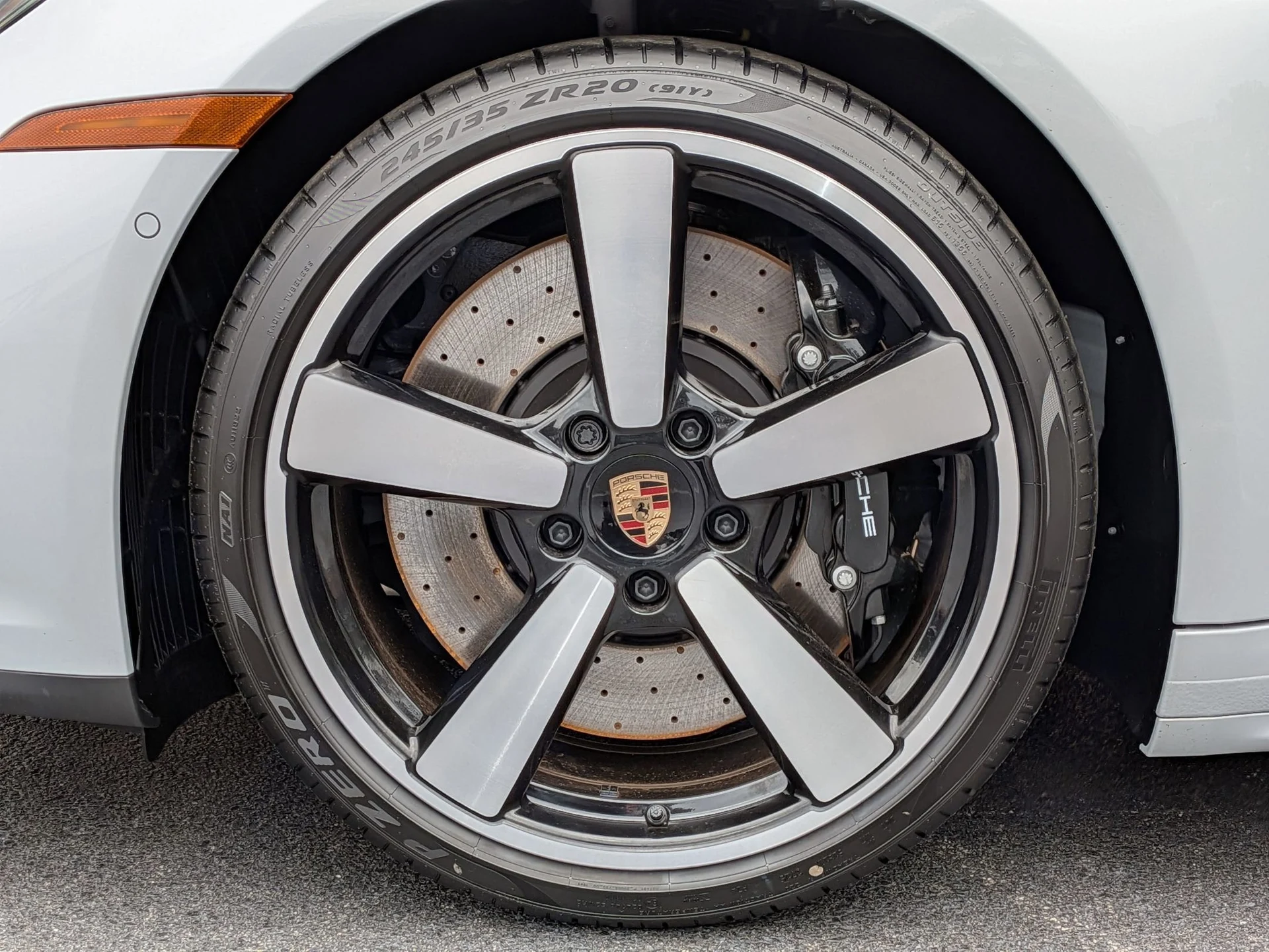 mph035_1075845482_208746da0cc2384fd4c80672ae638c1cx_4ff00d0e9b