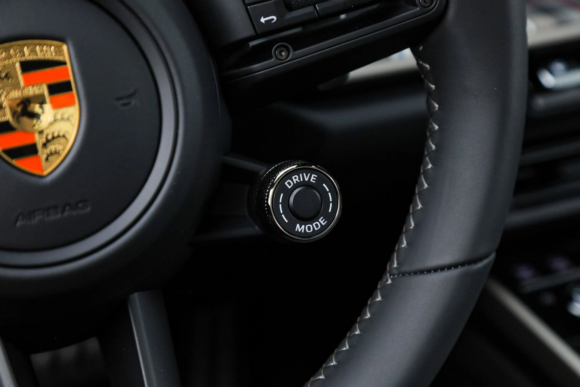 mph035_1091252840_fa81e84873f12965489da2ddbd9cb9ee_eccf5a86ab