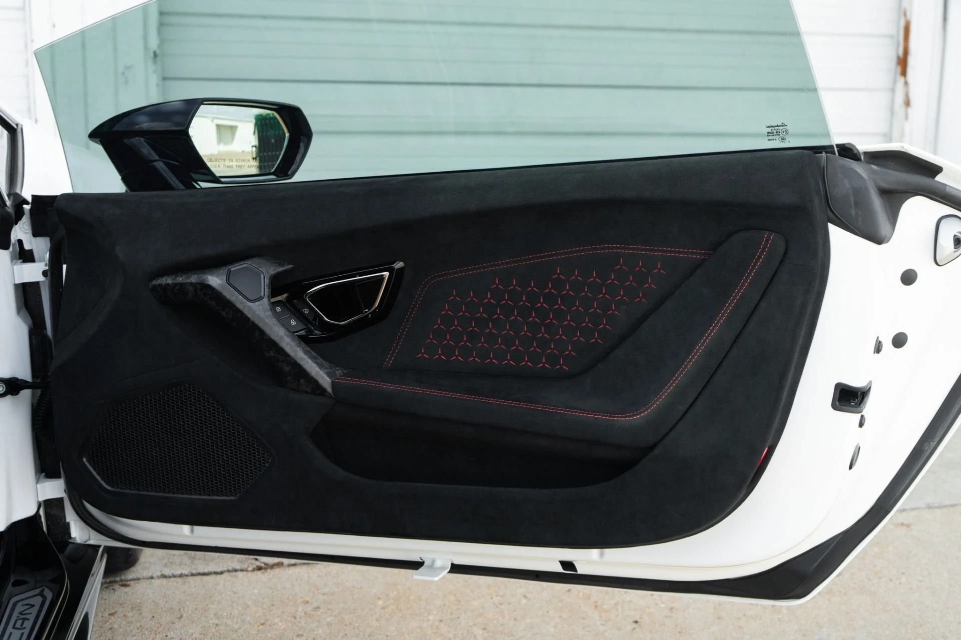 mph035_1092029466_Used_2018_Lamborghini_Huracan_LP_640_4_Performante_1773180113_c93cdb2ff6