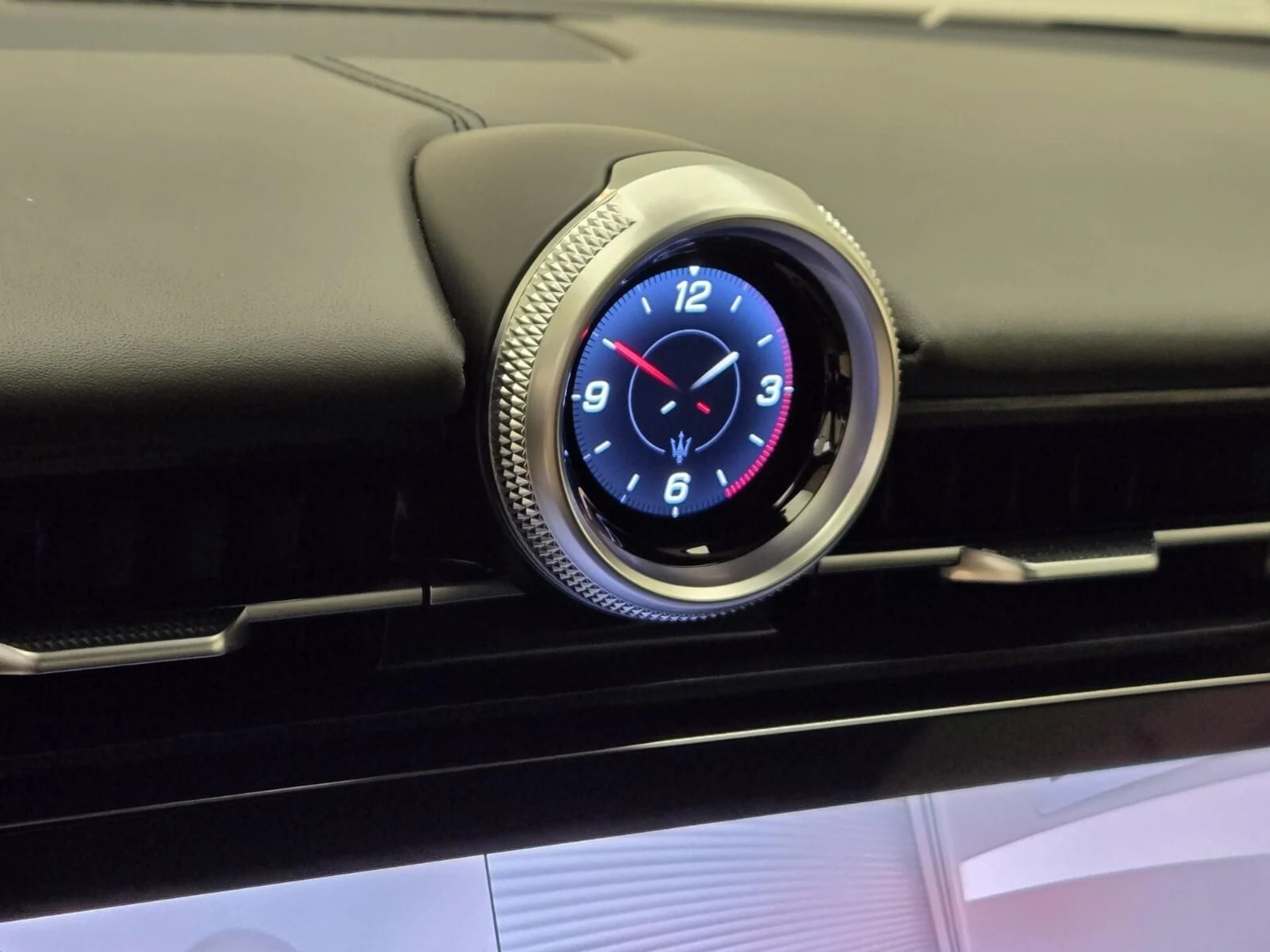 mph035_1095024803_Used_2024_Maserati_Gran_Turismo_Modena_1745664060_93403712ab