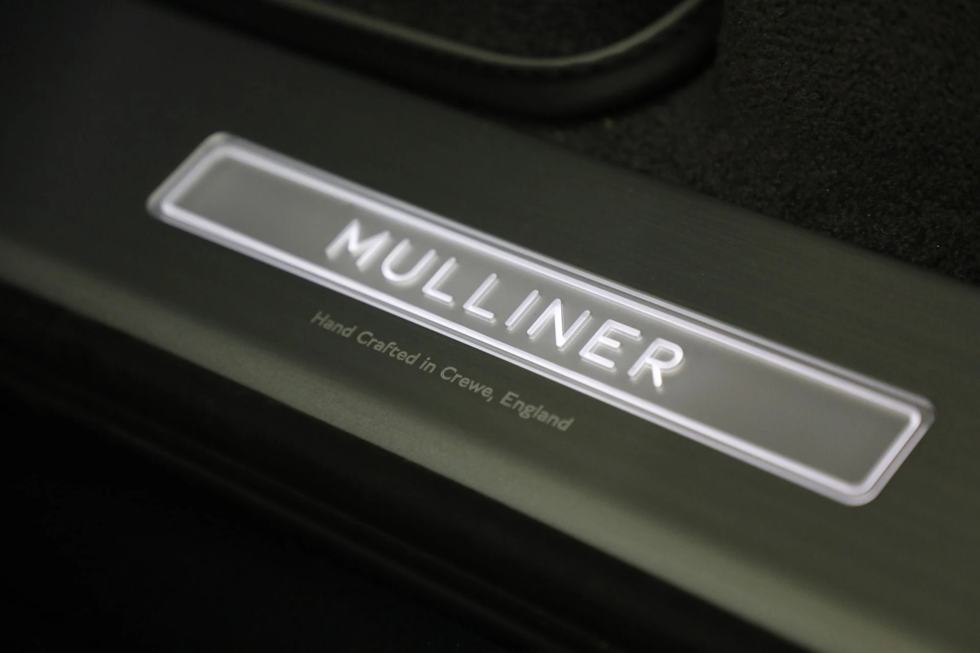 mph035_1098547765_New_2025_Bentley_Bentayga_EWB_Mulliner_V8_227a3d7680