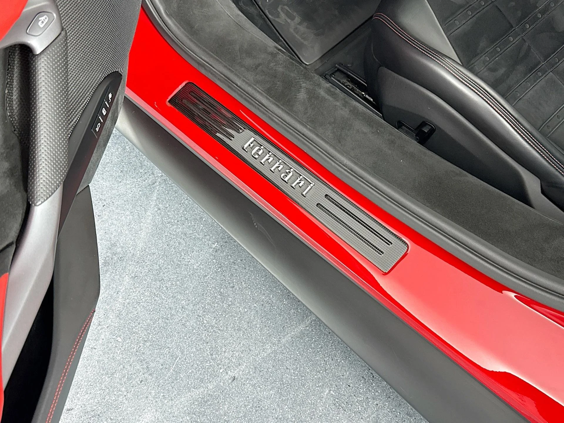 mph035_1098847487_Used_2022_Ferrari_296_GTB_1785270802_2ba2cf9ba4
