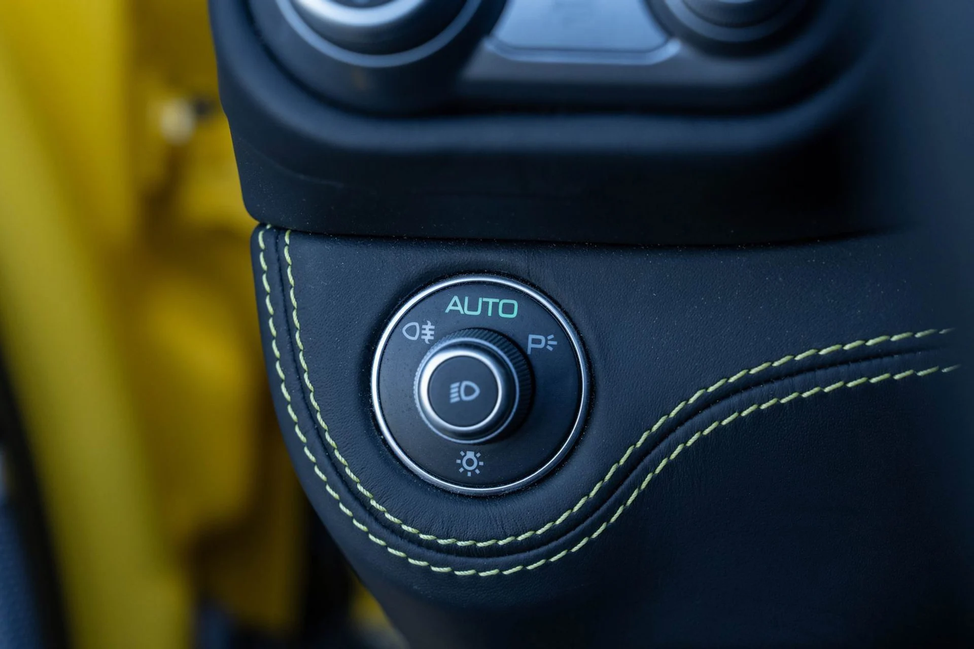 mph035_1100281449_0b147a2c350e4887b011ae6dc93cc9f7_764867de9f