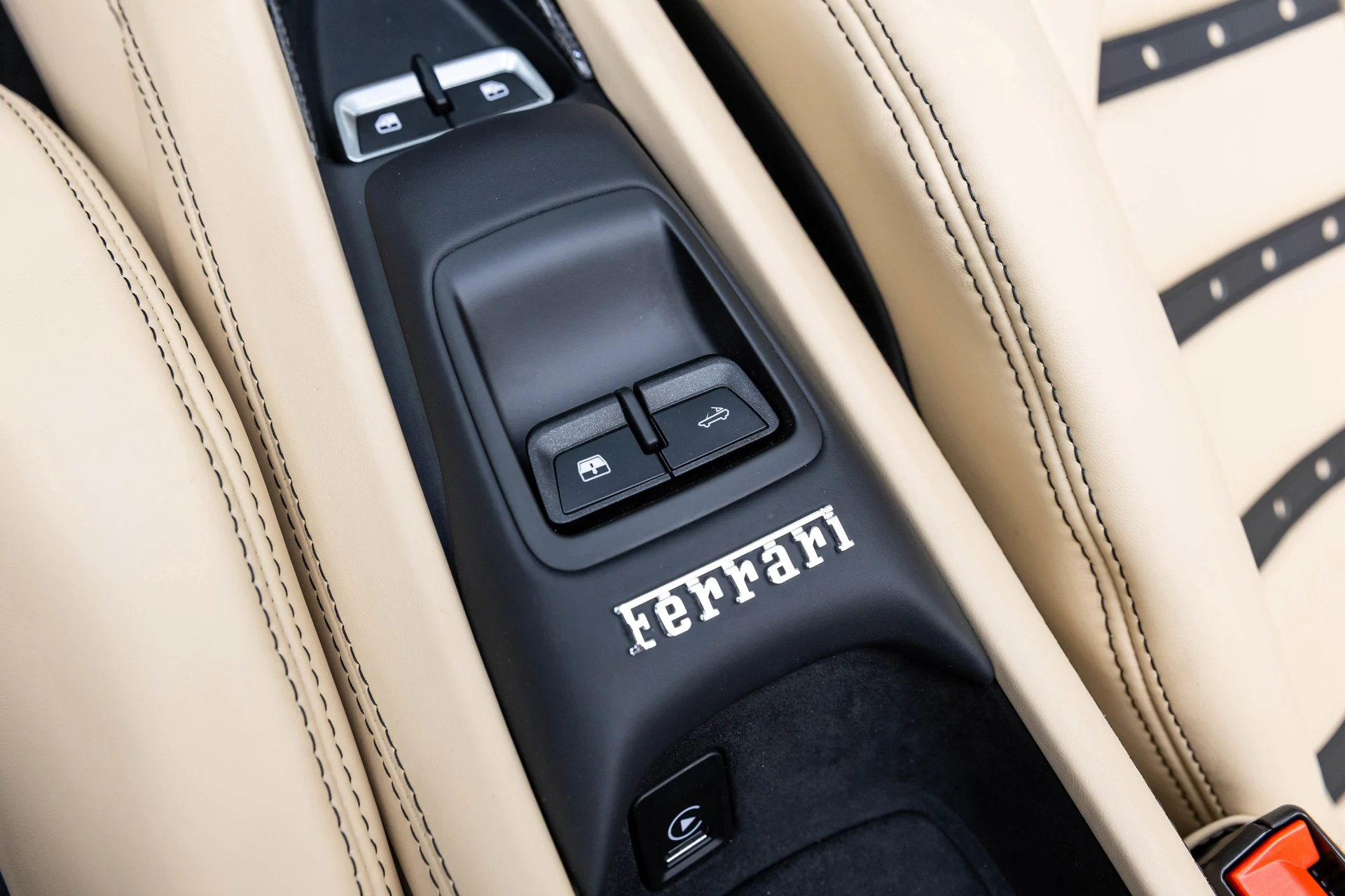 mph035_1125601380_8771947763574bafa5ce806ea06e765b_e32e93108c