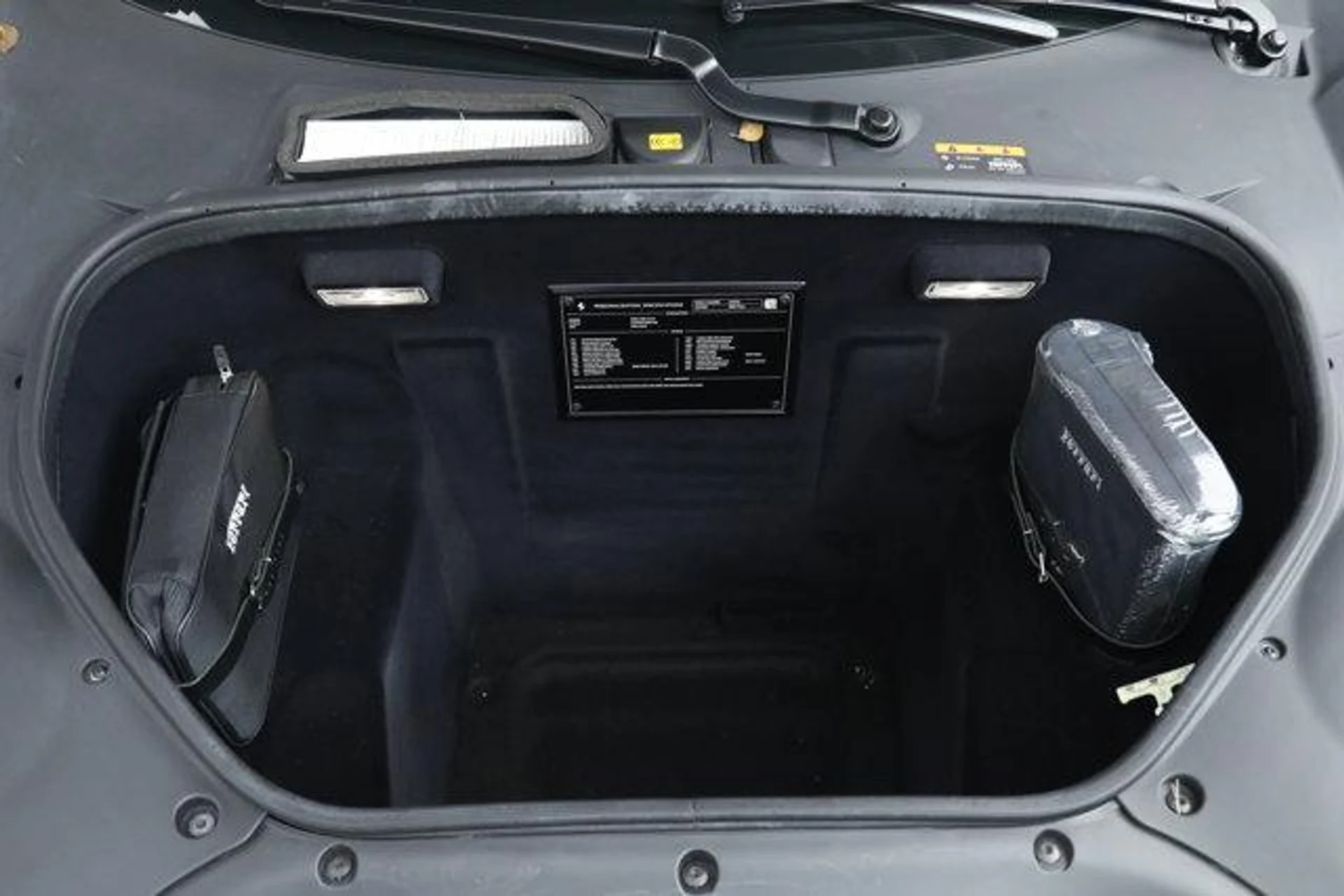 mph035_112899427_X6n64r7w6q_Xj_LM_Cod_PS_Slzfr_i8_5db93f291d