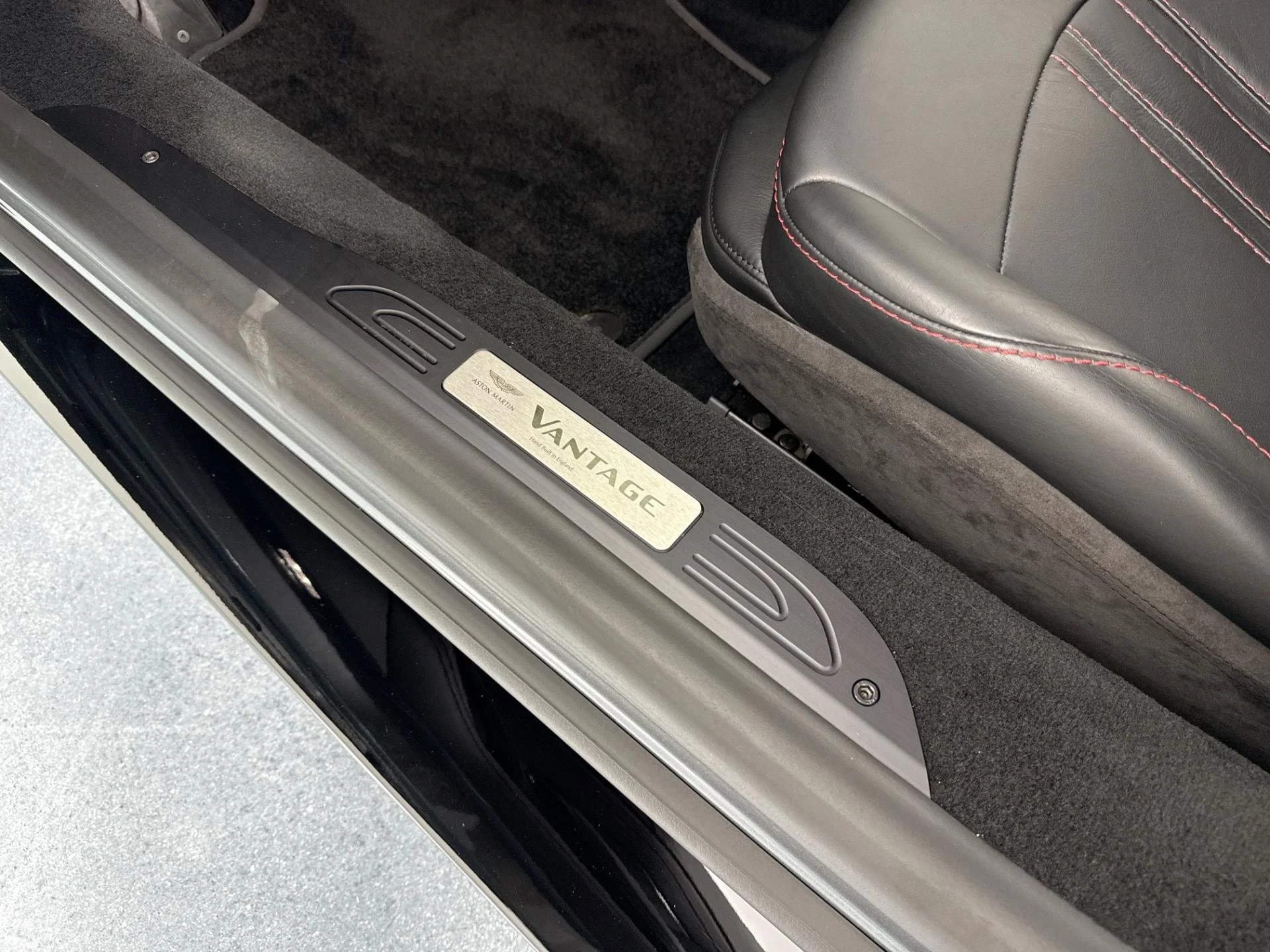 mph035_1136817330_Used_2020_Aston_Martin_Vantage_1784230069_b762287f0b