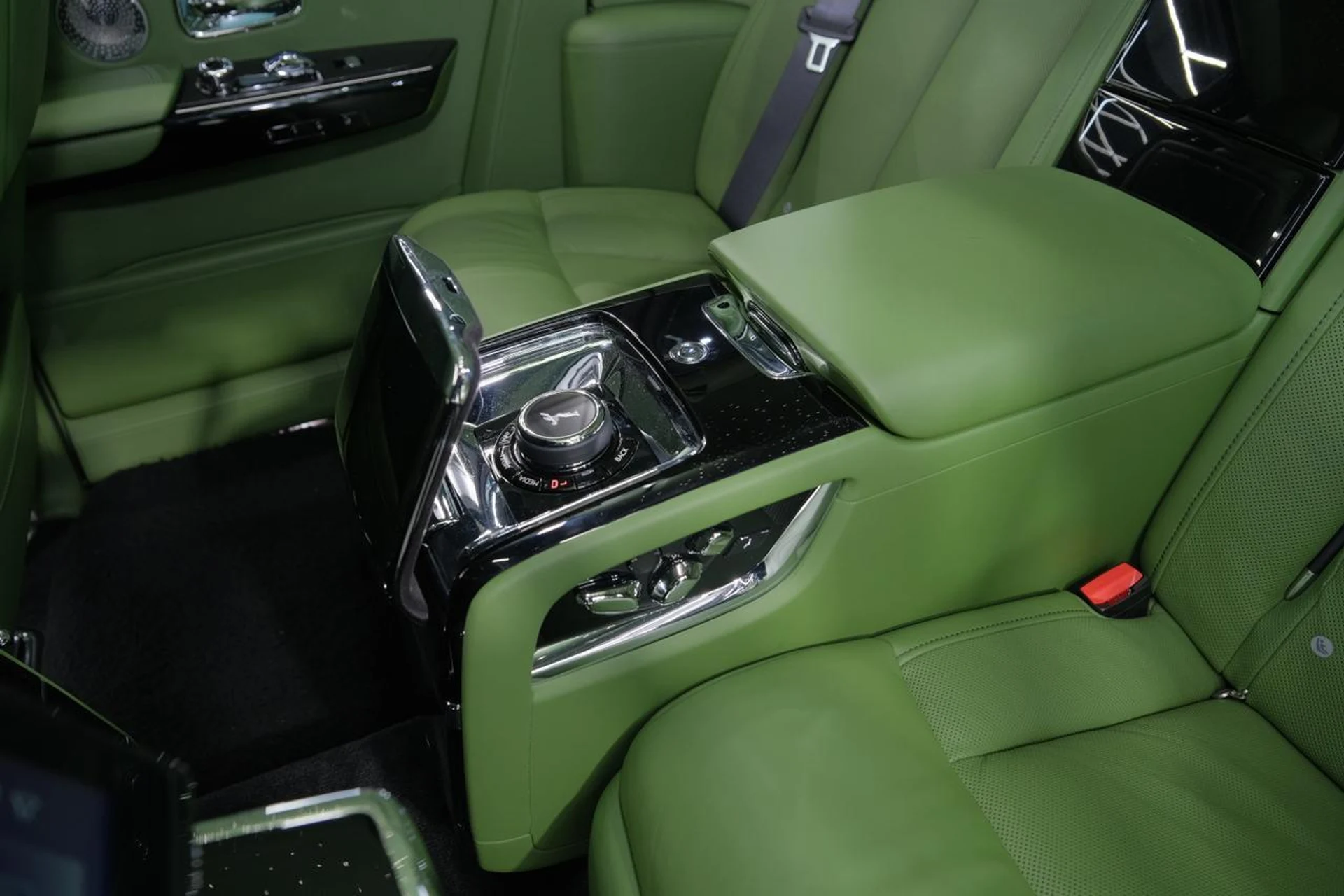 mph035_1146365792_6e87765af1d8509596e223469c7c816c_2edbd4f2ed