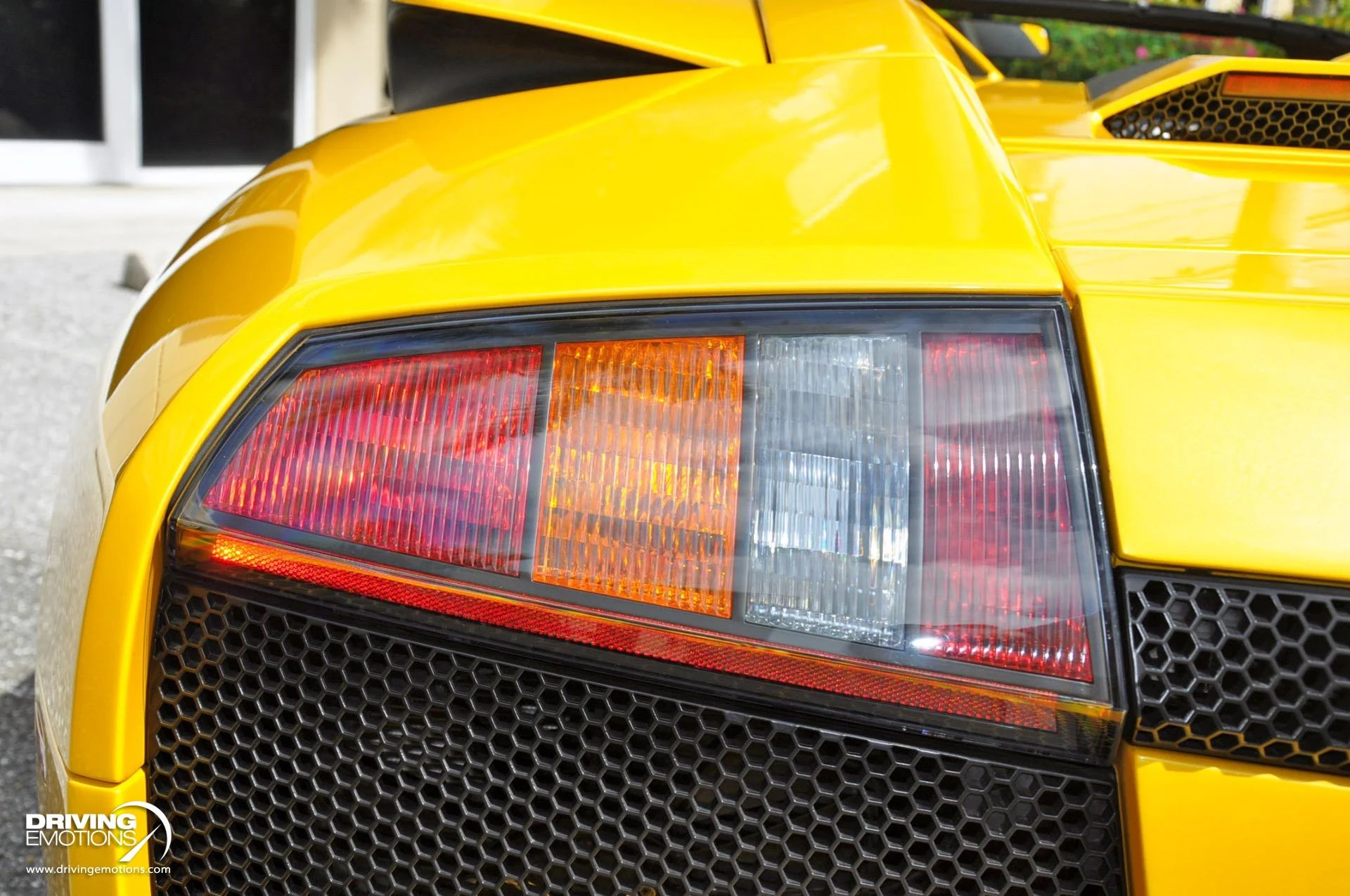 mph035_1146430694_862_p36_l_b1cba6a59e