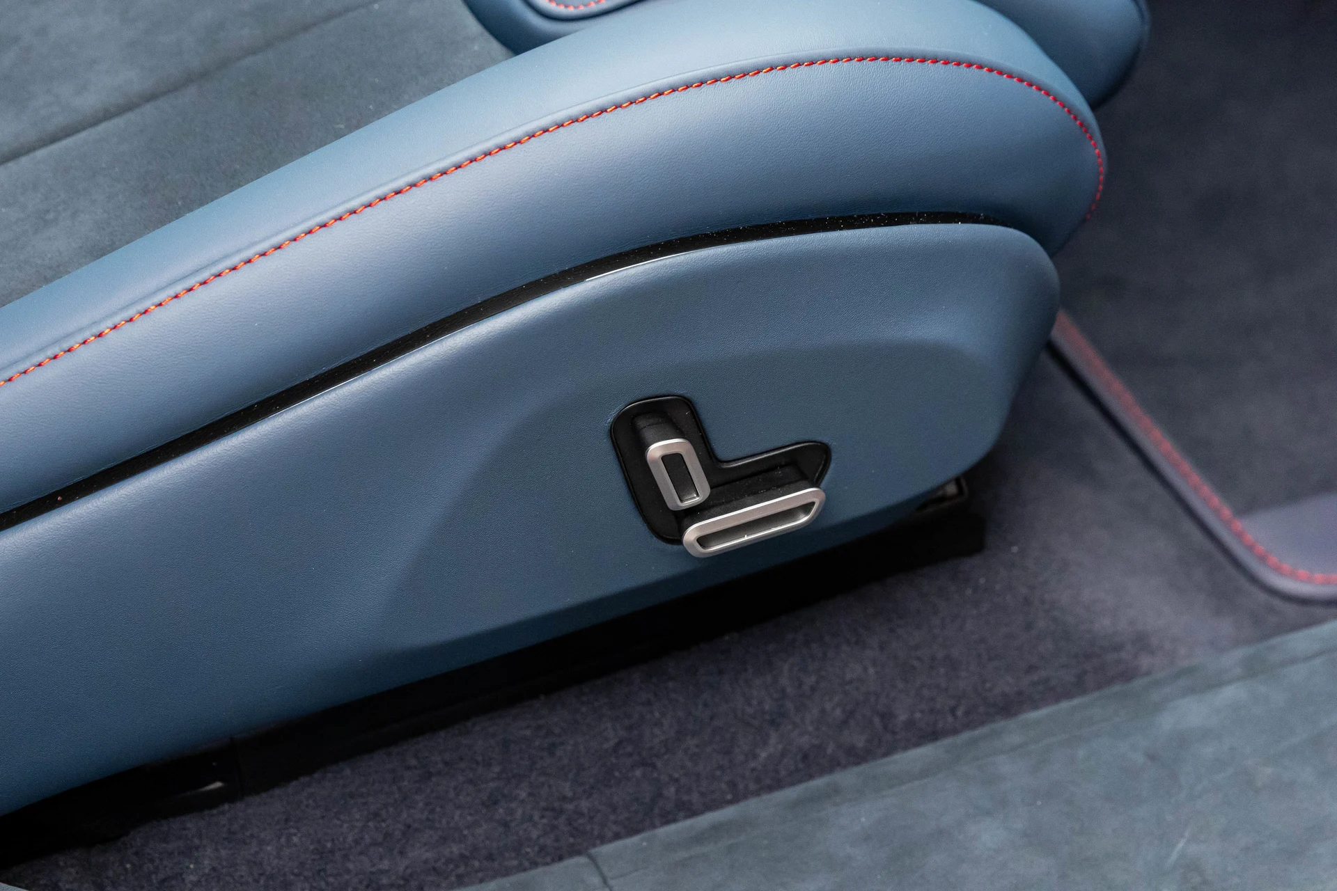 mph035_115911907_b94443a1685943c680c4078d4ff21294_ad0a7ba99e