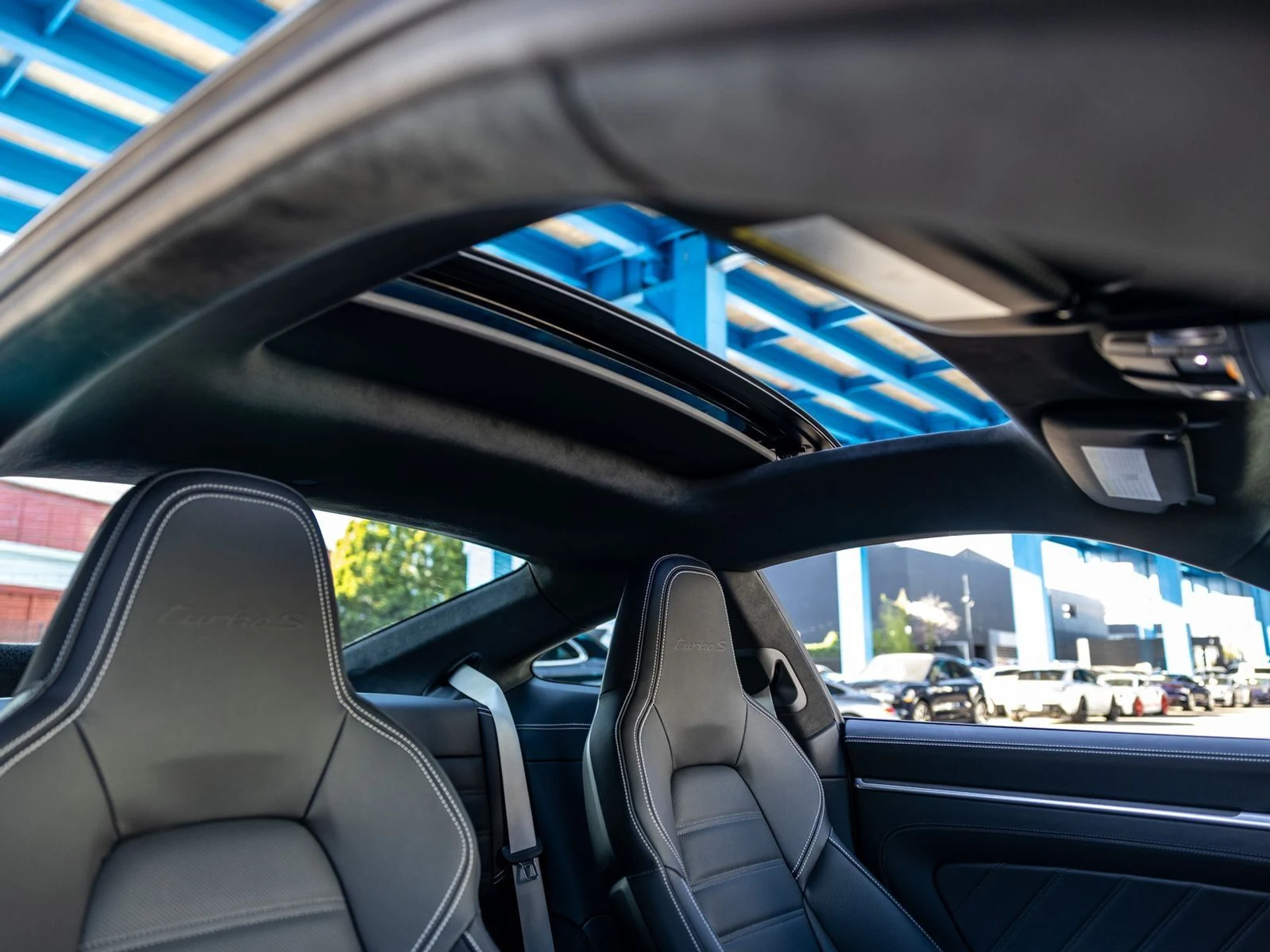 mph035_1165233088_36_4d9ebecd00