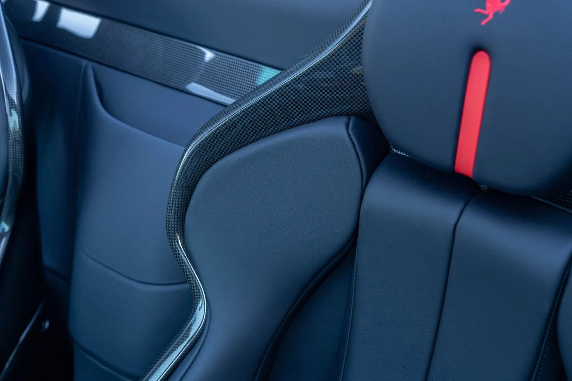 mph035_117034210_f4f40859d7b04f0696bc20f1d721aae9_fed80a46b9