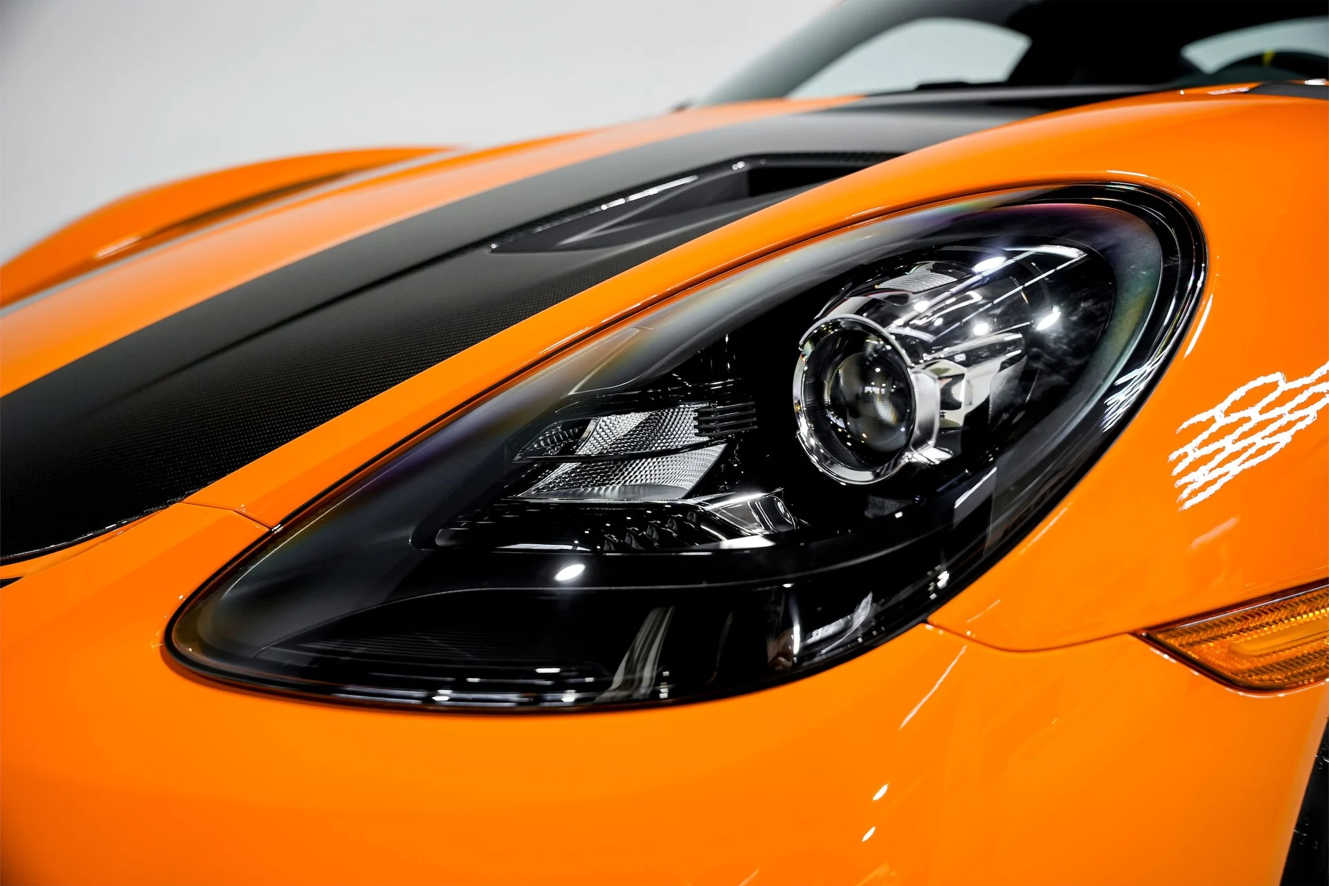 mph035_1180730184_30c7ee67fe28b96d93a1892af50f64e1x_6d5ec46060