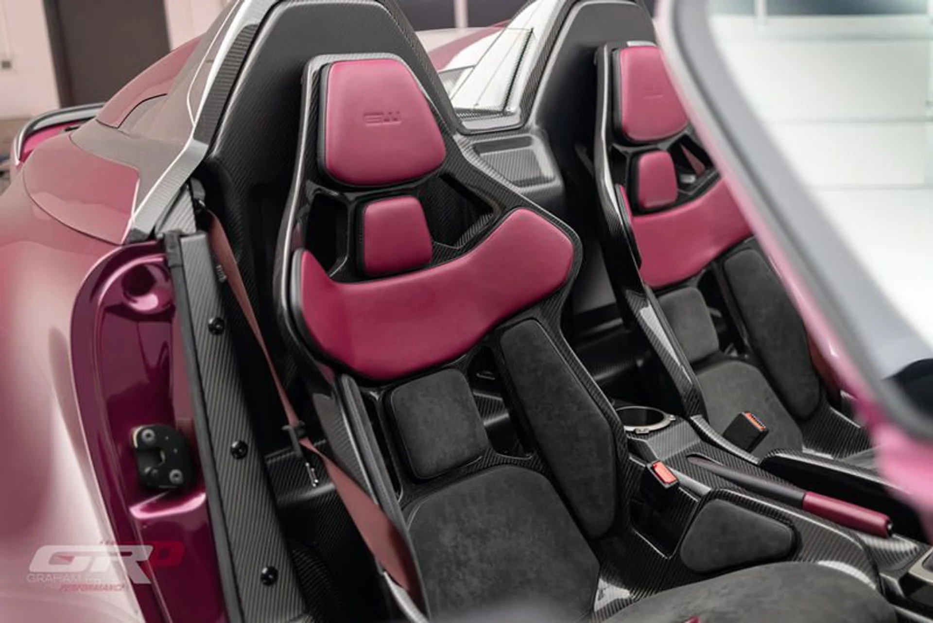 mph035_1185912758_E0_E3980_A_9580_40_A5_9_E56_40_AAEF_06876_F_a00fdd6416