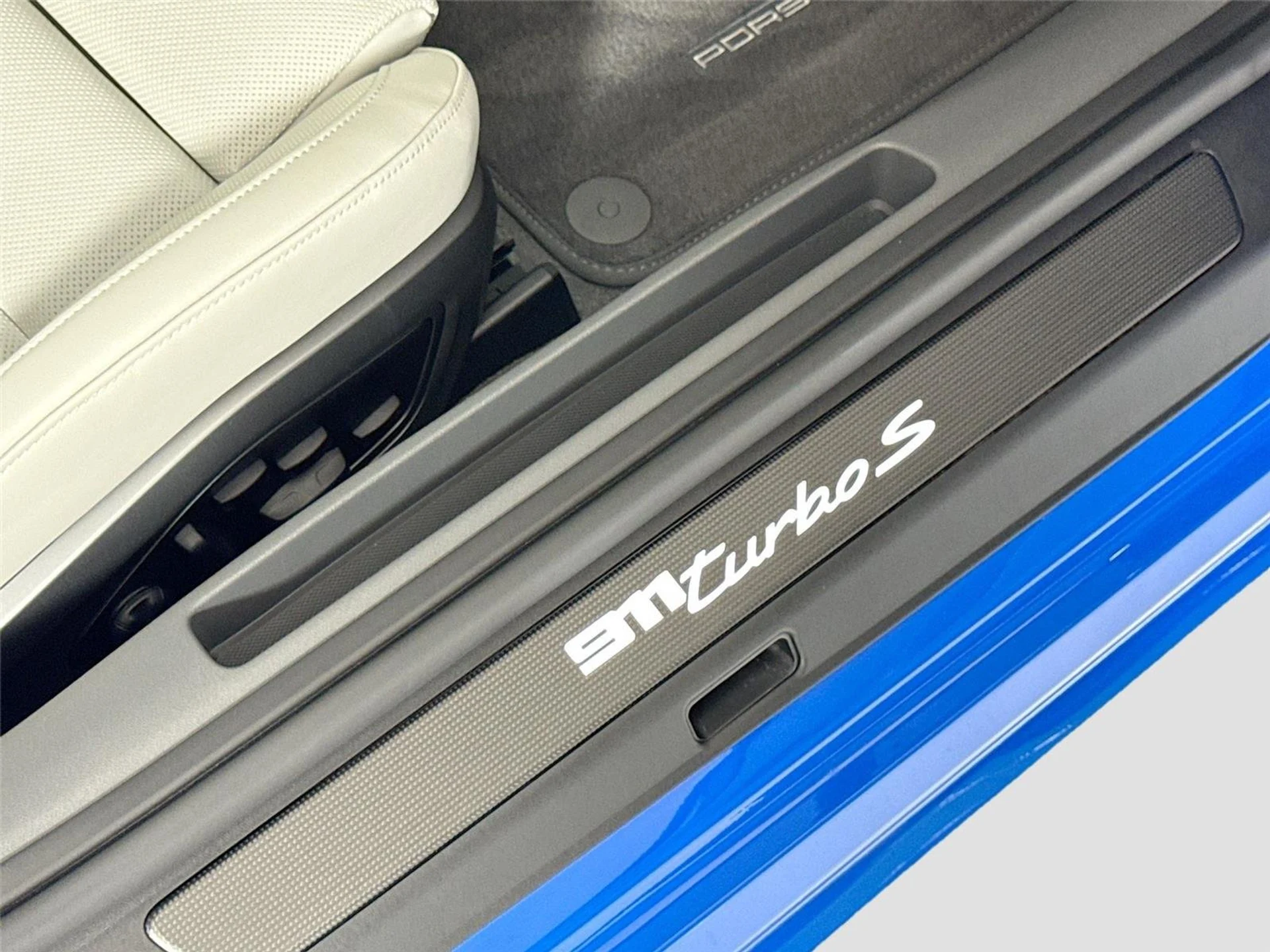 mph035_1199780326_f83212cd820c2ee0466c9f0037069872_7bc88abdd7