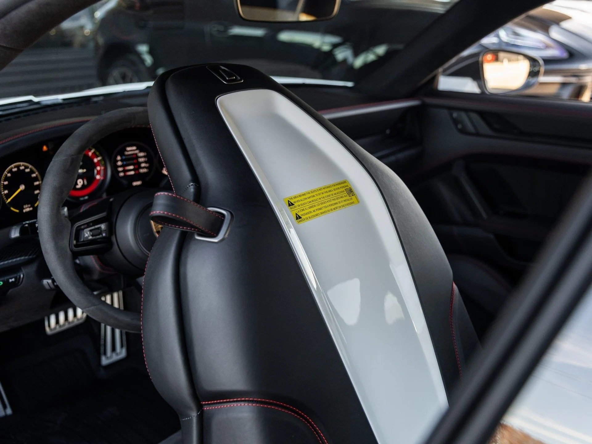 mph035_1211916019_36_57e4e91fa1