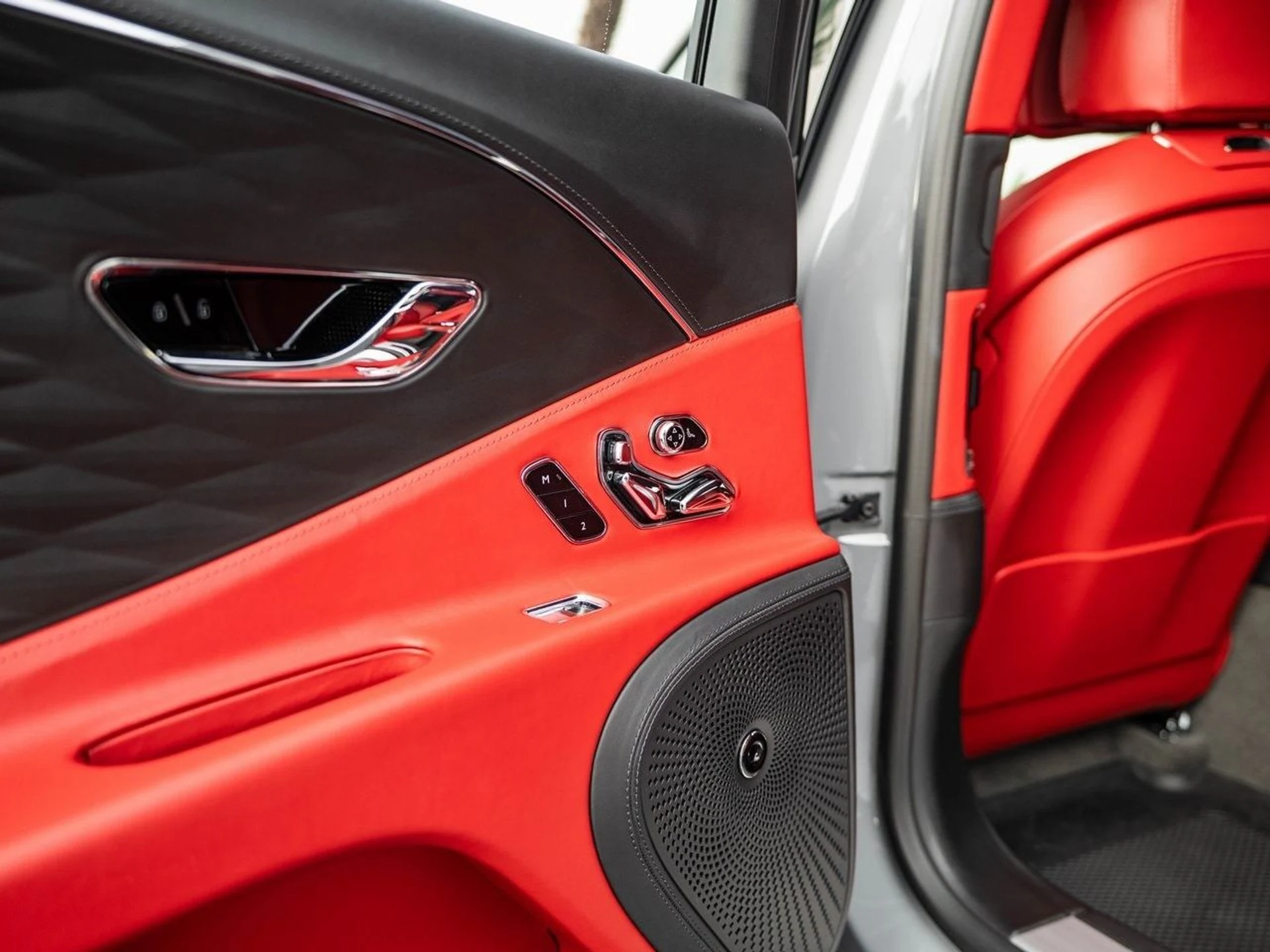 mph035_1212053161_d85fa37f77812b7fedec704eb0b69a37x_57e2a9720a